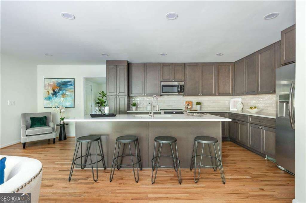 3 bedroom, 2 bathroom, 1,401 sq ft single family residence for sale at 2050 Jordan Terrace, Atlanta, GA 30345 — photo 7