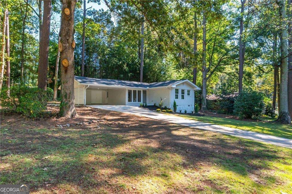 3 bedroom, 2 bathroom, 1,401 sq ft single family residence for sale at 2050 Jordan Terrace, Atlanta, GA 30345 — photo 5