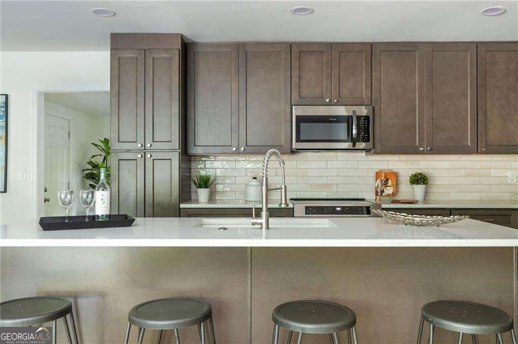 3 bedroom, 2 bathroom, 1,401 sq ft single family residence for sale at 2050 Jordan Terrace, Atlanta, GA 30345 — photo 9