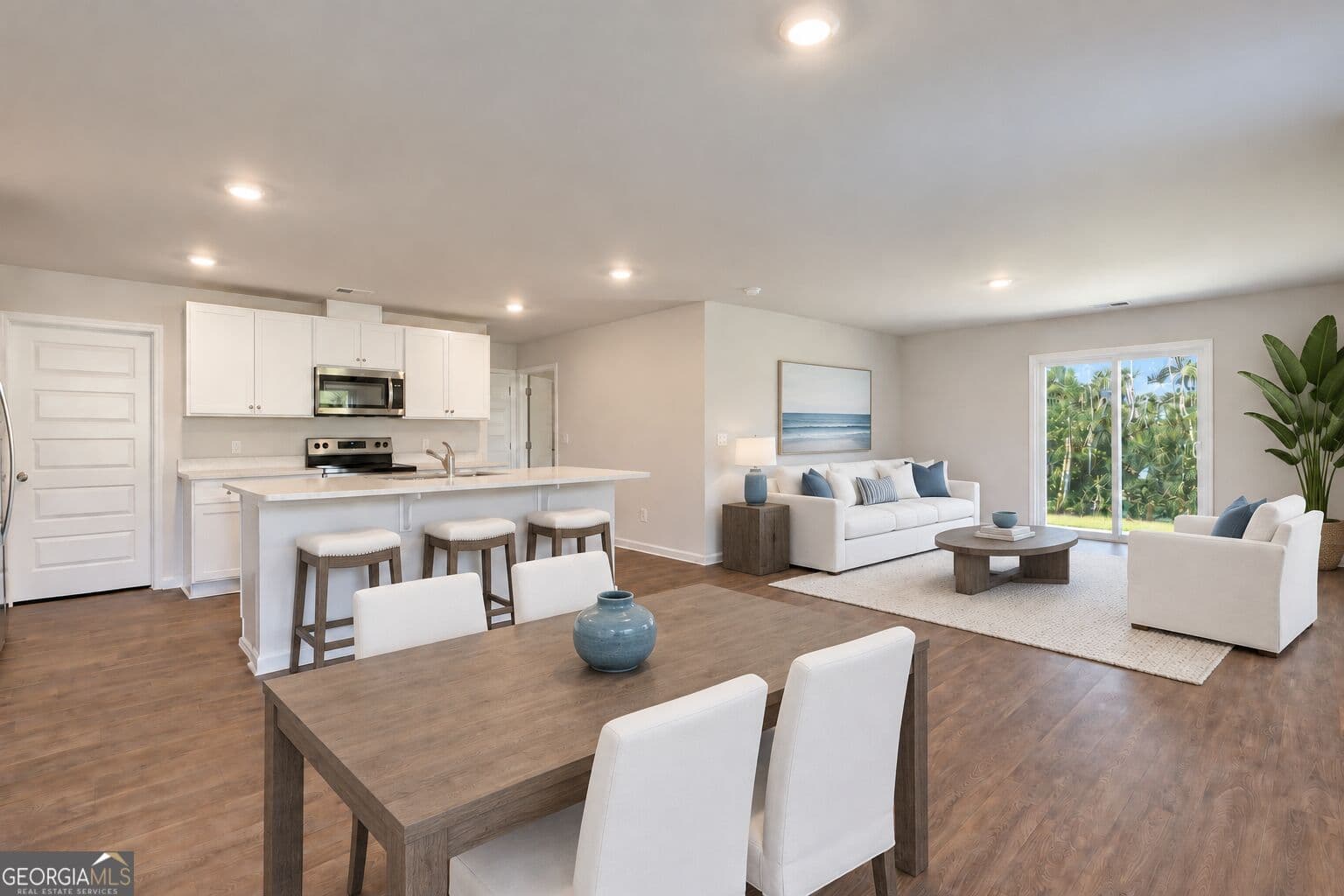 5 bedroom, 3 bathroom, 2,361 sq ft single family residence for sale at 131 Ellie Way, Savannah, GA 31419 — photo 3