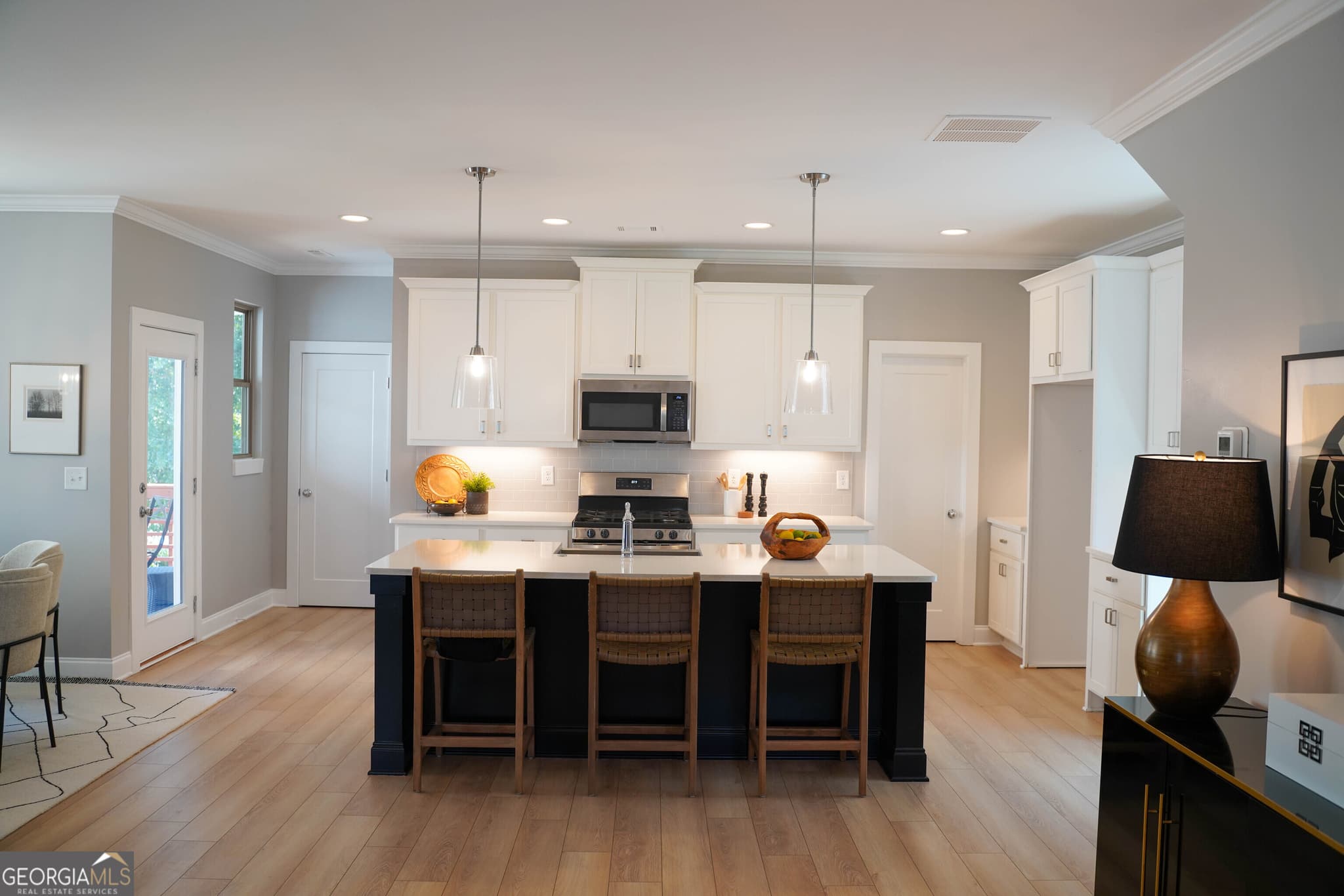 3 bedroom, 3.5 bathroom, 2,468 sq ft single family residence for sale at 5313 Hearthstone Street, Stone Mountain, GA 30083 — photo 8