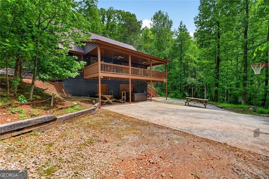 3 bedroom, 2.5 bathroom, 1,503 sq ft cabin,single family residence for sale at 1 Thurmond Walker Road, Dahlonega, GA 30533 — photo 8