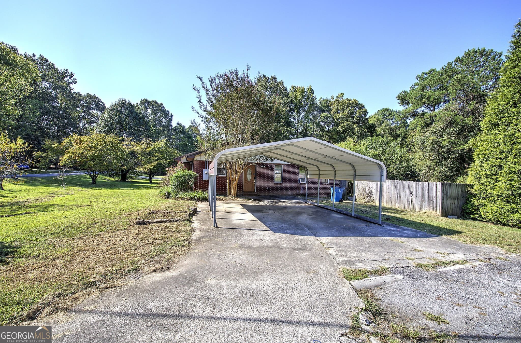 3 bedroom, 2 bathroom, 2,192 sq ft single family residence for sale at 11 Villamar Street, Rome, GA 30165 — photo 2