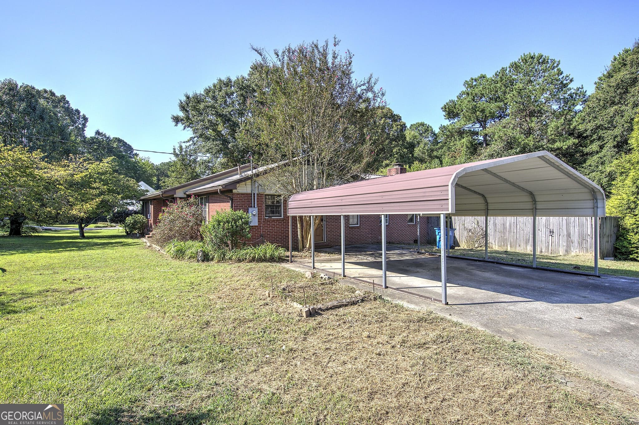 3 bedroom, 2 bathroom, 2,192 sq ft single family residence for sale at 11 Villamar Street, Rome, GA 30165 — photo 3
