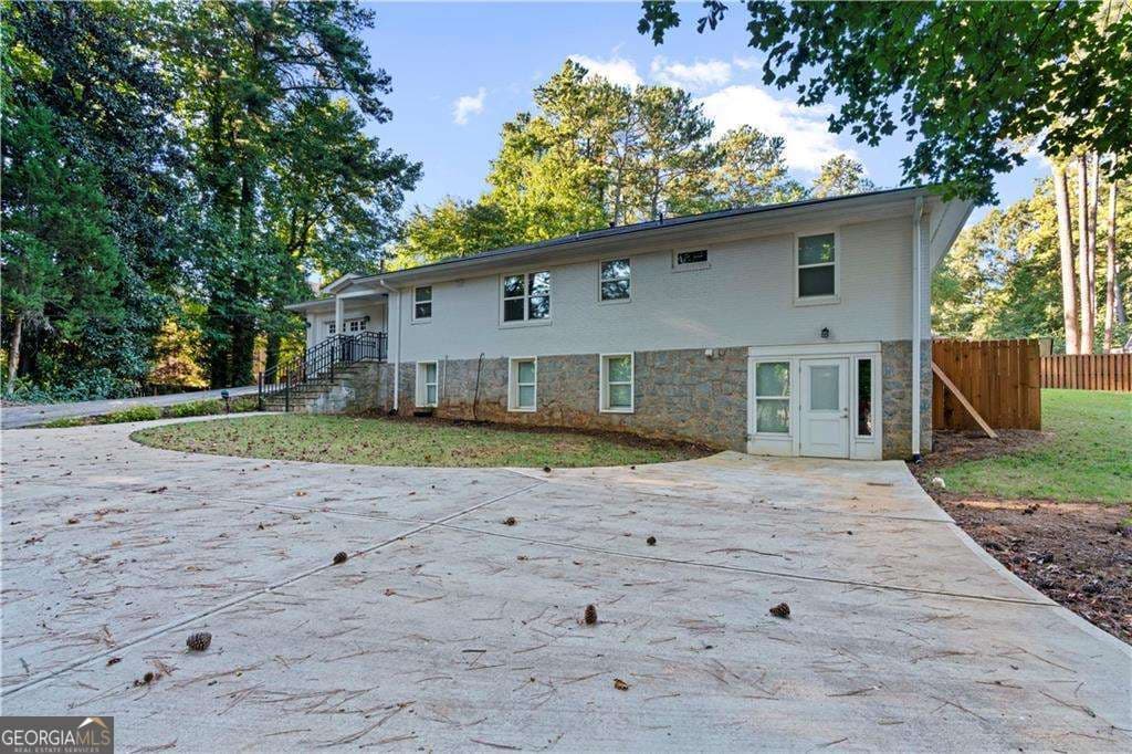 3 bedroom, 2.5 bathroom single family residence for rent at 1841 Gainsborough Drive, Atlanta, GA 30341 for $3,550 a month — photo 1 of 21