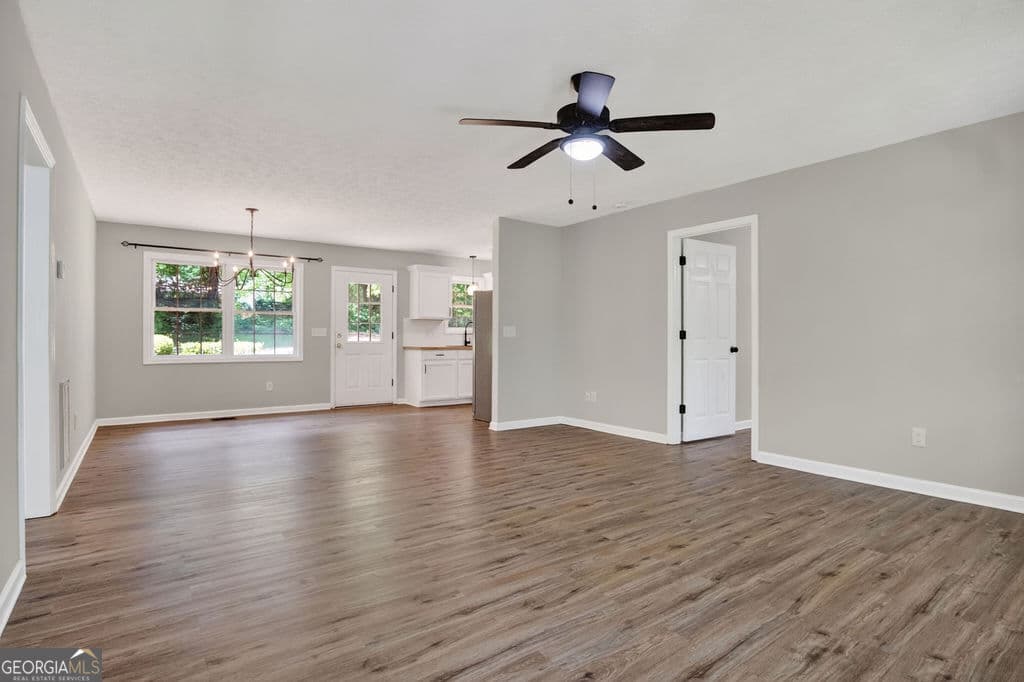 3 bedroom, 2 bathroom, 1,288 sq ft single family residence for sale at 108 Gordon Street, Greensboro, GA 30642 — photo 2