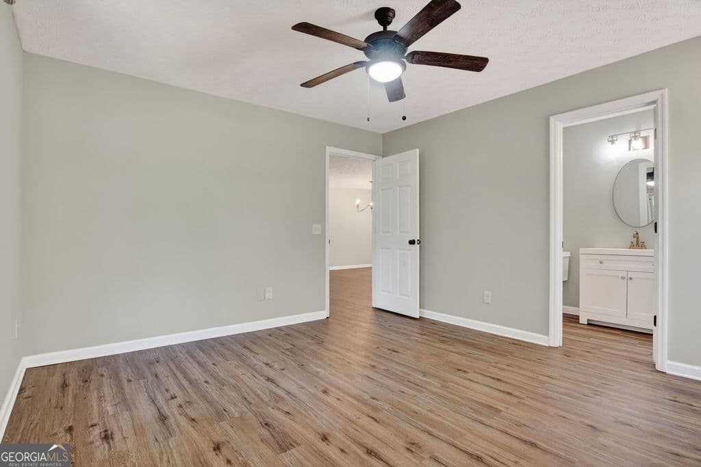 3 bedroom, 2 bathroom, 1,288 sq ft single family residence for sale at 108 Gordon Street, Greensboro, GA 30642 — photo 4