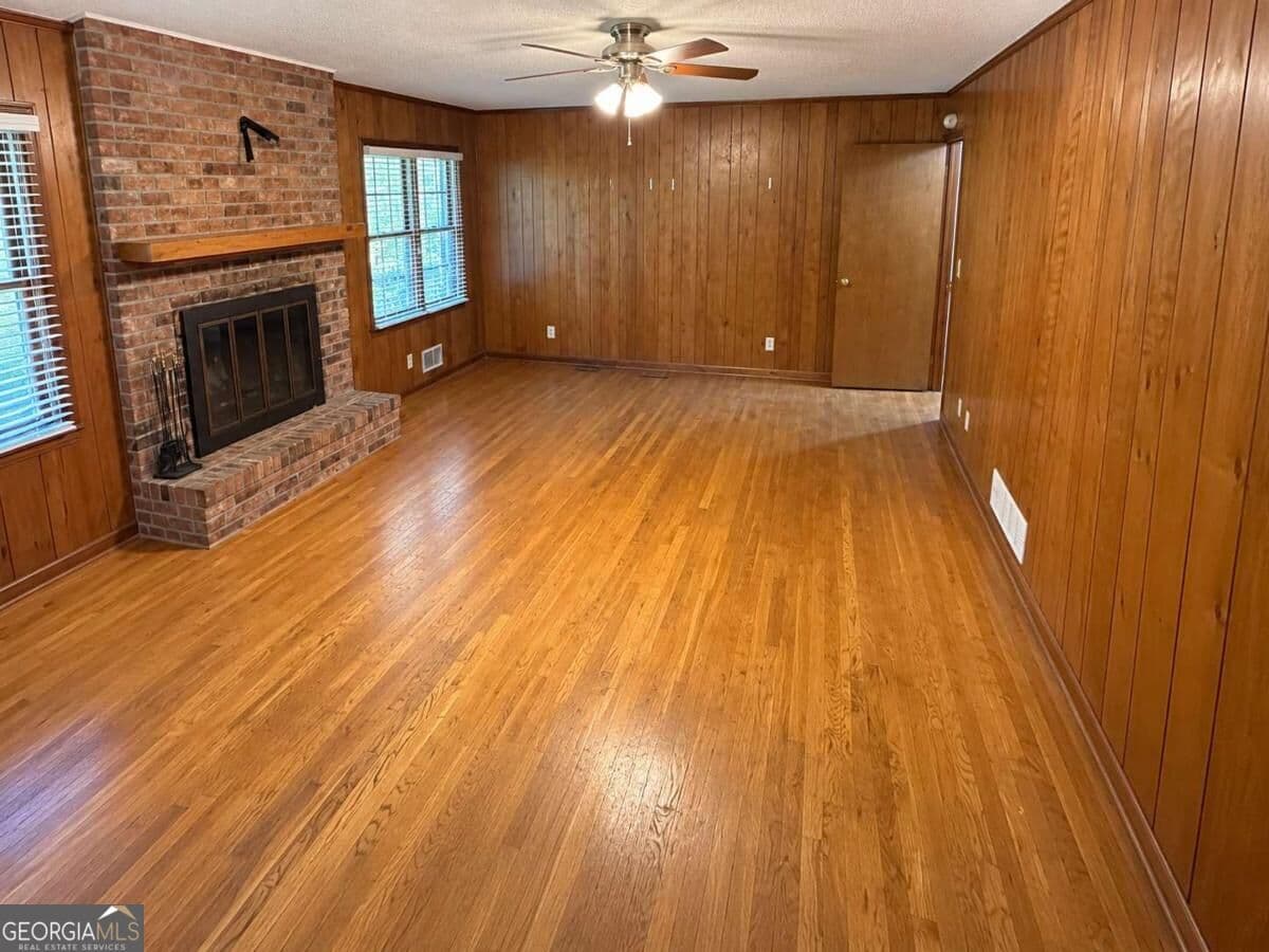 4 bedroom, 2 bathroom, 2,230 sq ft single family residence for sale at 7687 Tyra Cove, Jonesboro, GA 30236 — photo 6