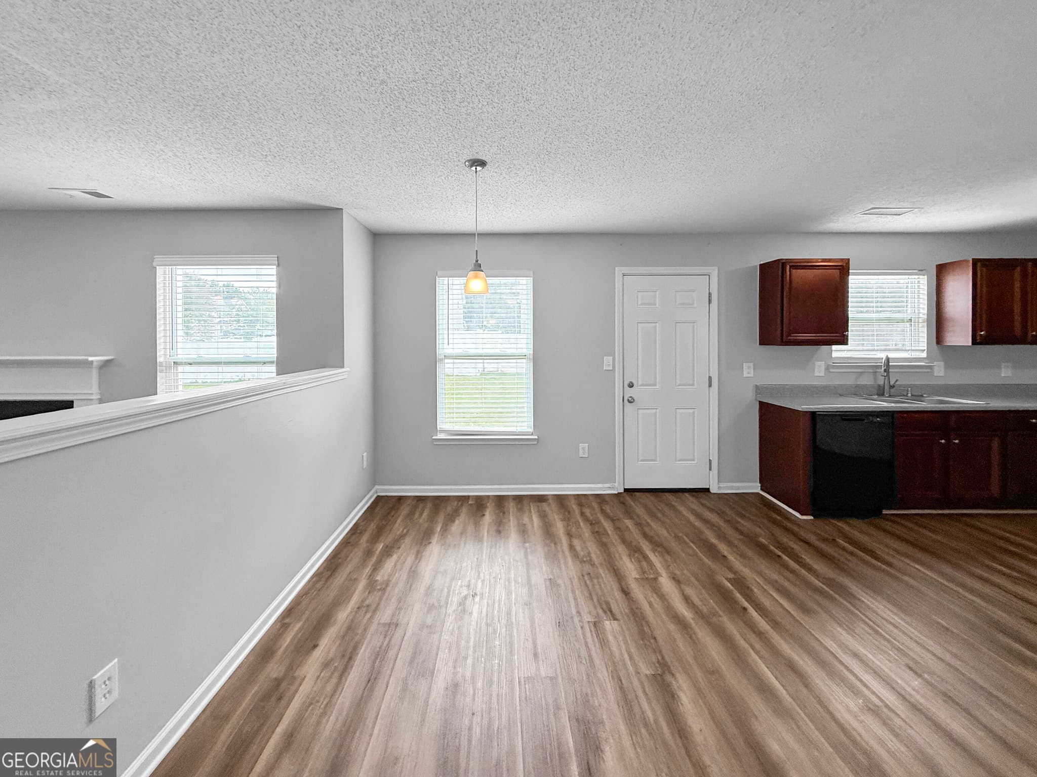 5 bedroom, 2.5 bathroom, 5,196 sq ft single family residence for rent at 131 Laughlin Drive, Locust Grove, GA 30248 for $2,285 a month — photo 6