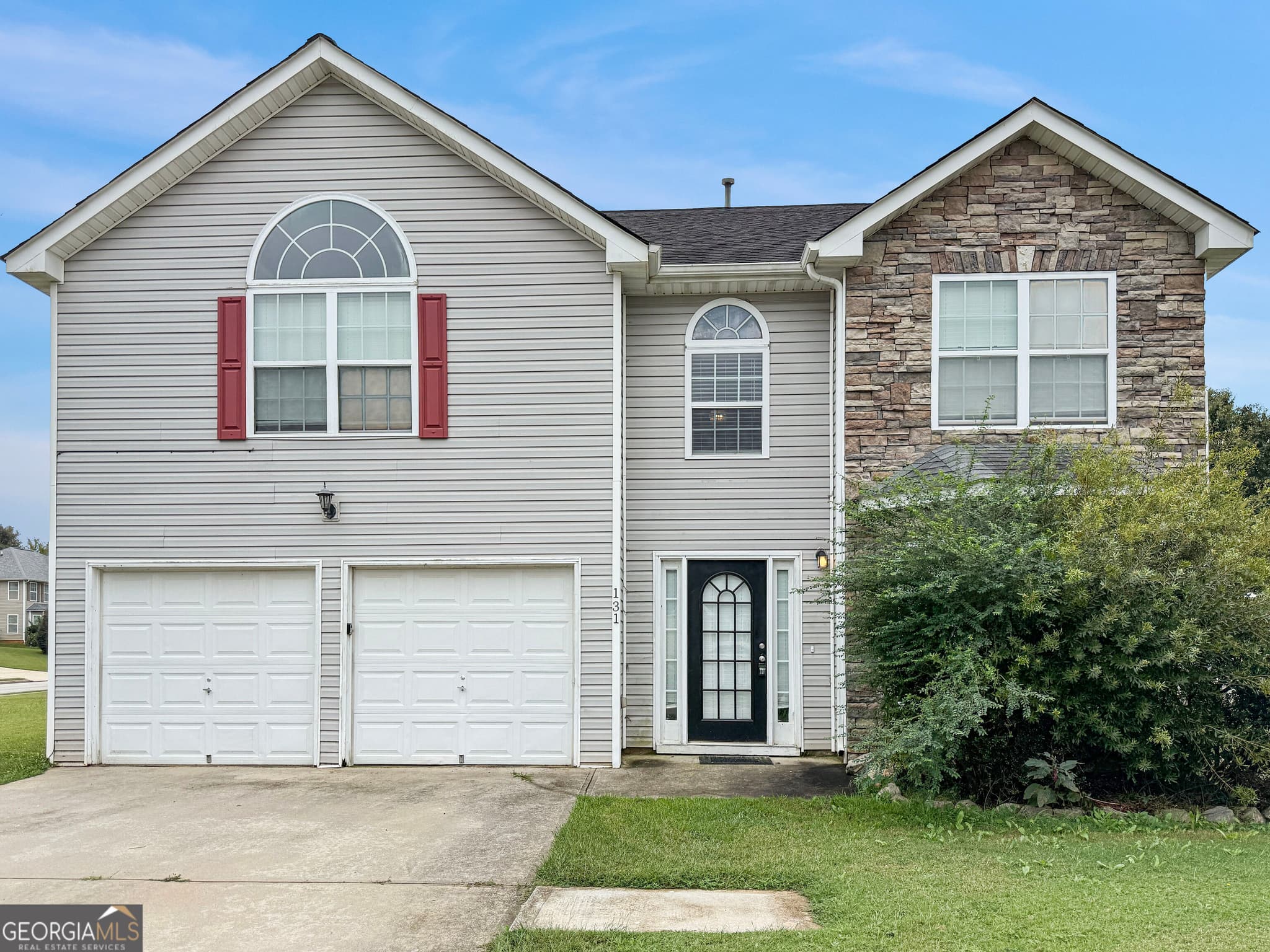 5 bedroom, 2.5 bathroom, 5,196 sq ft single family residence for rent at 131 Laughlin Drive, Locust Grove, GA 30248 for $2,285 a month