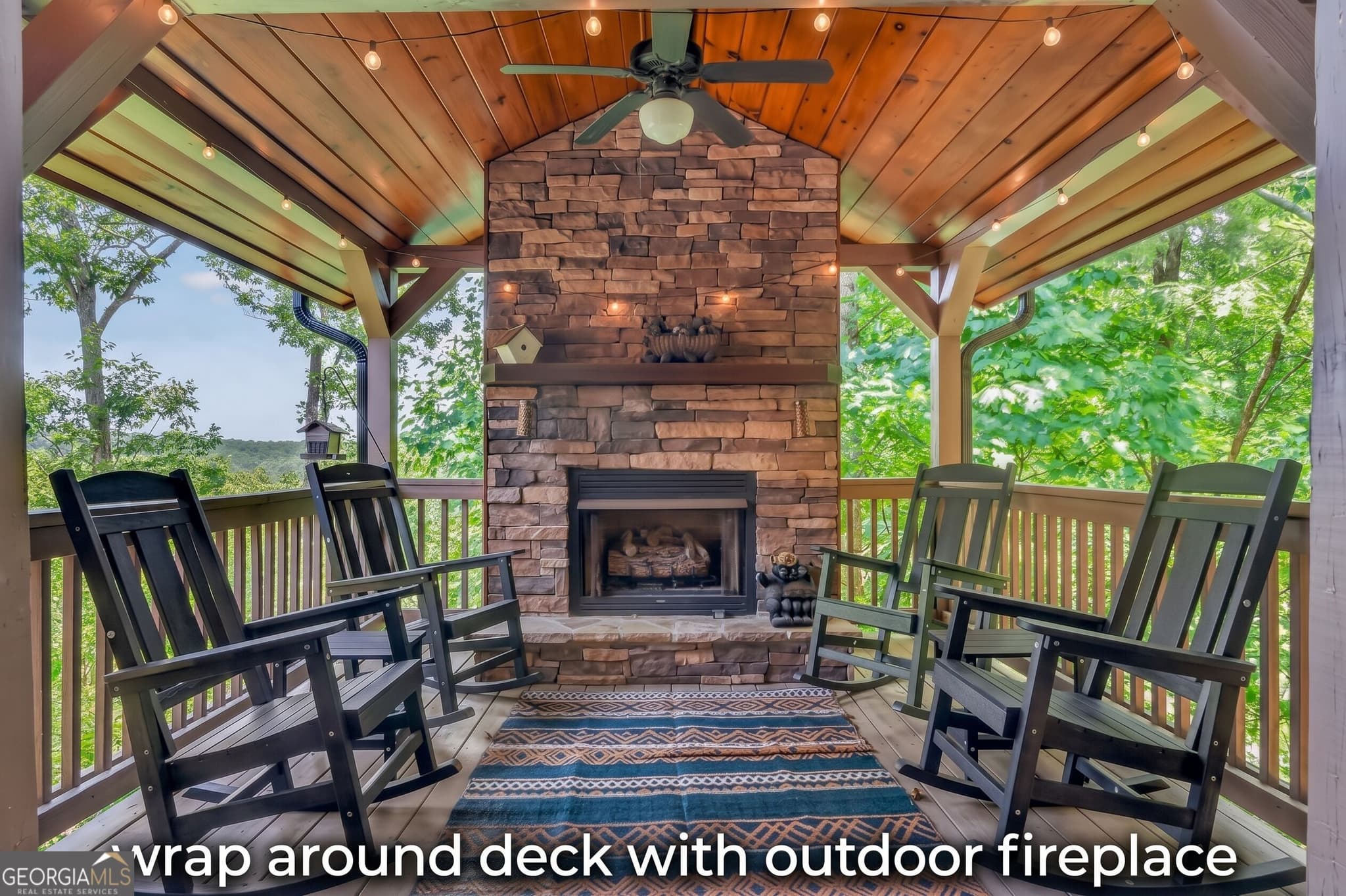 3 bedroom, 3 bathroom, 2,340 sq ft cabin,single family residence for sale at 573 Weaver Creek Way, Blue Ridge, GA 30513 — photo 5