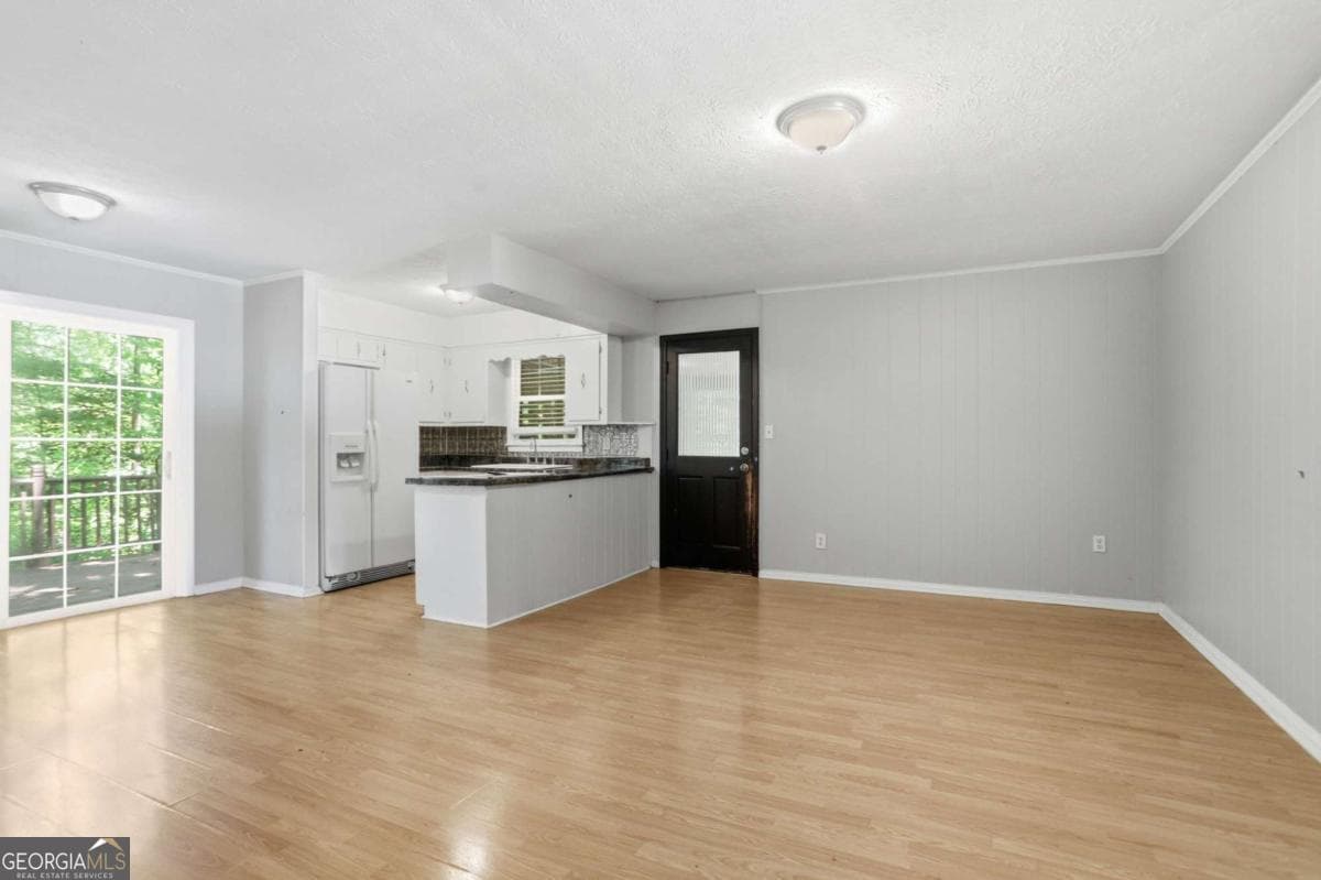 3 bedroom, 2 bathroom, 1,880 sq ft single family residence for sale at 3082 Lake Ranch Drive, Gainesville, GA 30506 — photo 7