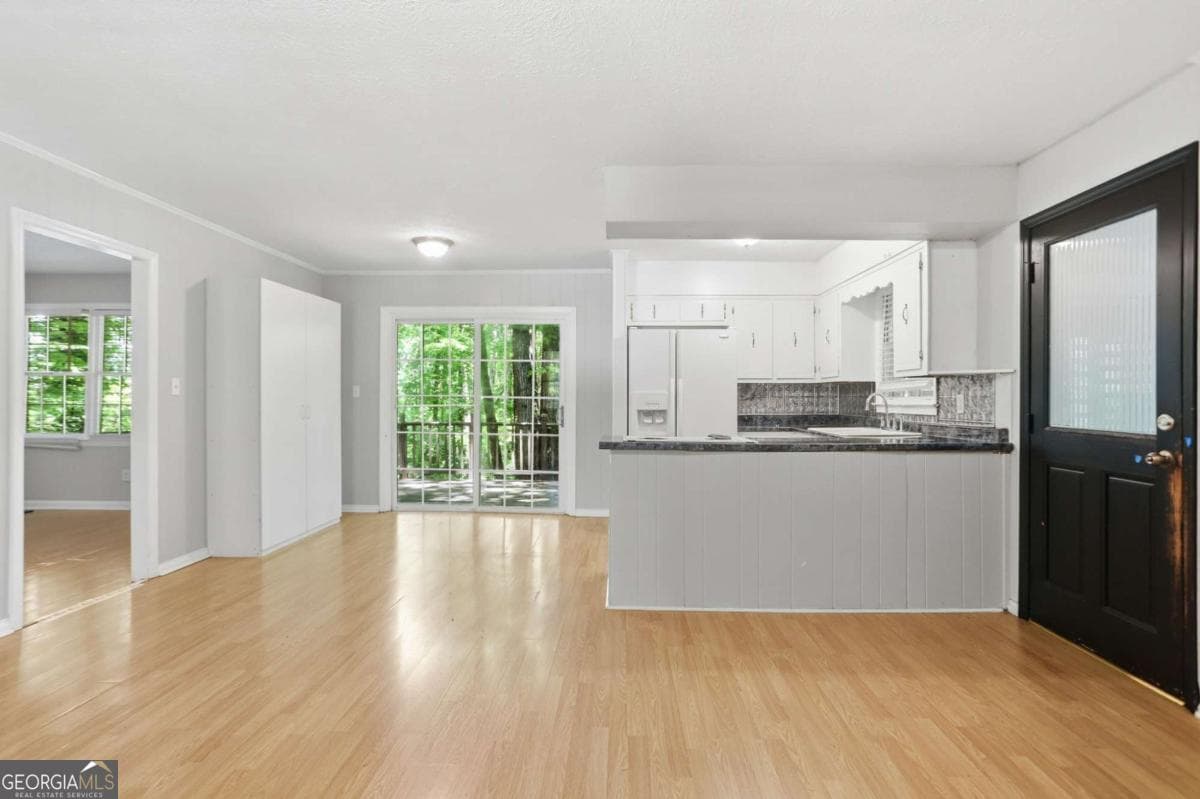 3 bedroom, 2 bathroom, 1,880 sq ft single family residence for sale at 3082 Lake Ranch Drive, Gainesville, GA 30506 — photo 9
