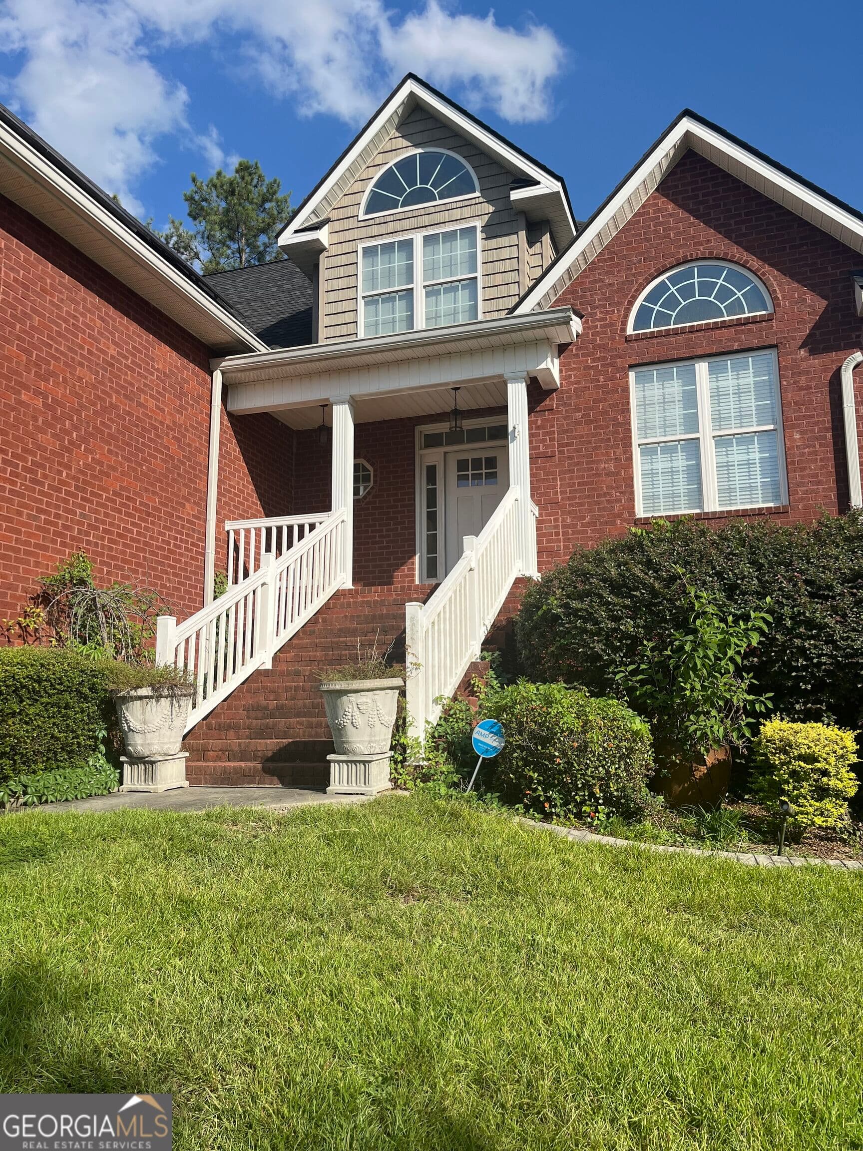 4 bedroom, 3.5 bathroom, 4,064 sq ft single family residence for sale at 153 McClain Circle, Macon, GA 31216