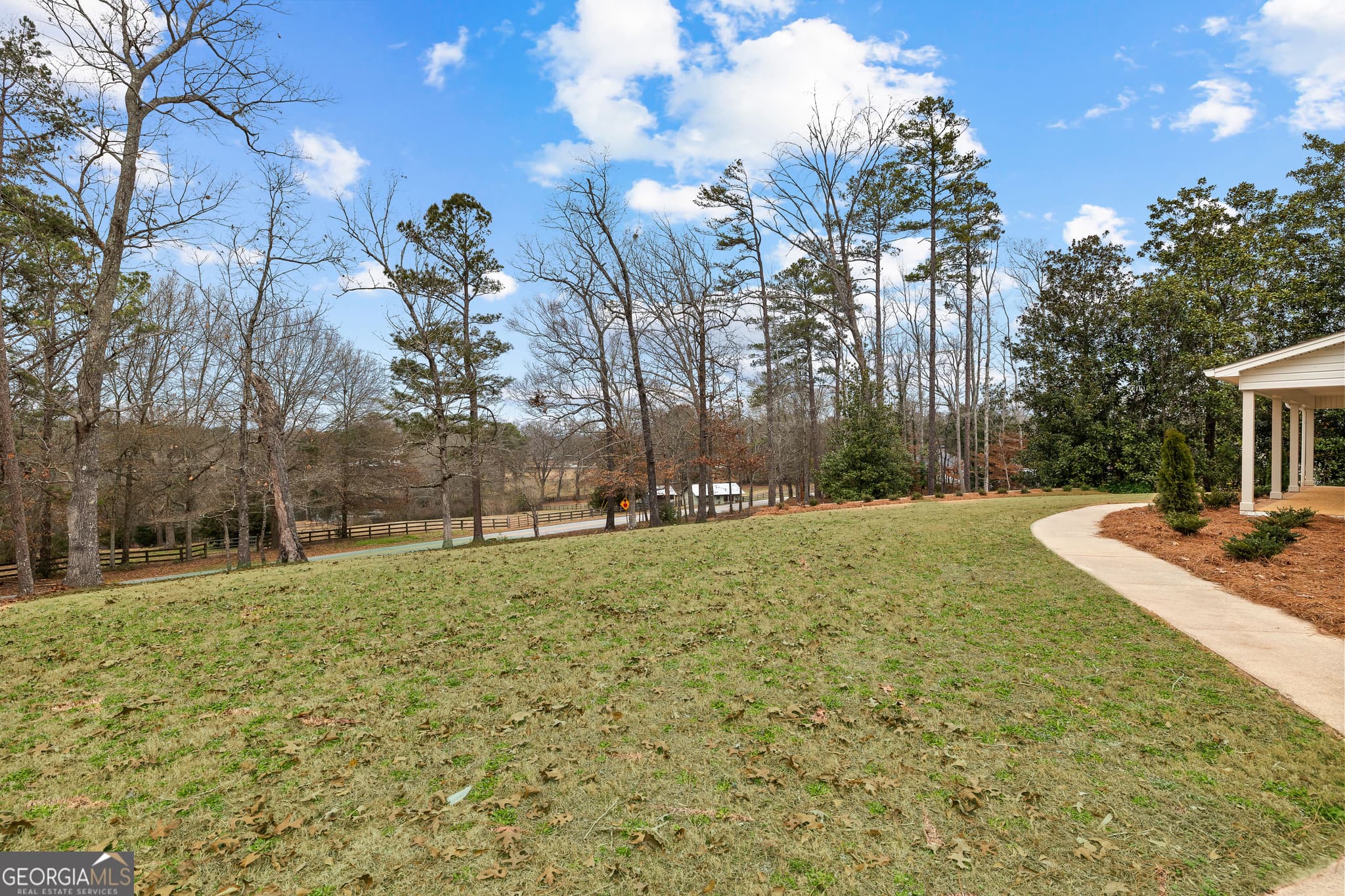 4 bedroom, 3 bathroom, 2,800 sq ft single family residence for sale at 2237 Sewell Mill Road, Newnan, GA 30263 — photo 8