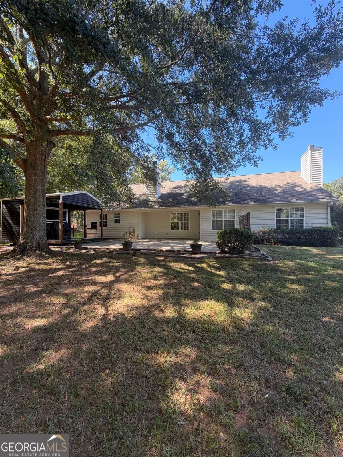 4 bedroom, 2 bathroom, 2,296 sq ft single family residence for rent at 156 Collis Road, Eatonton, GA 31024 for $2,950 a month — photo 2