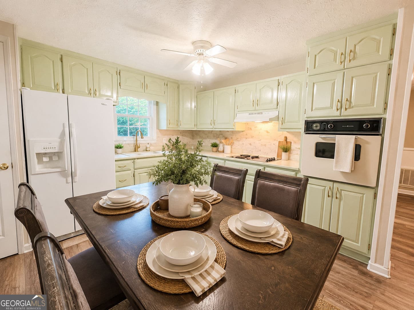 4 bedroom, 2 bathroom, 1,596 sq ft single family residence for sale at 40 Flint Hill Drive, Oxford, GA 30054 — photo 3