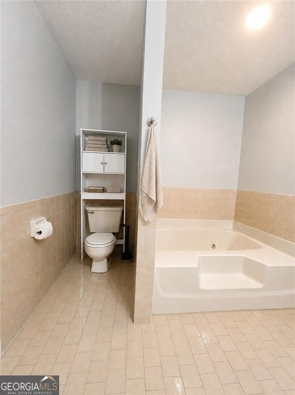 4 bedroom, 2 bathroom, 1,596 sq ft single family residence for sale at 40 Flint Hill Drive, Oxford, GA 30054 — photo 8