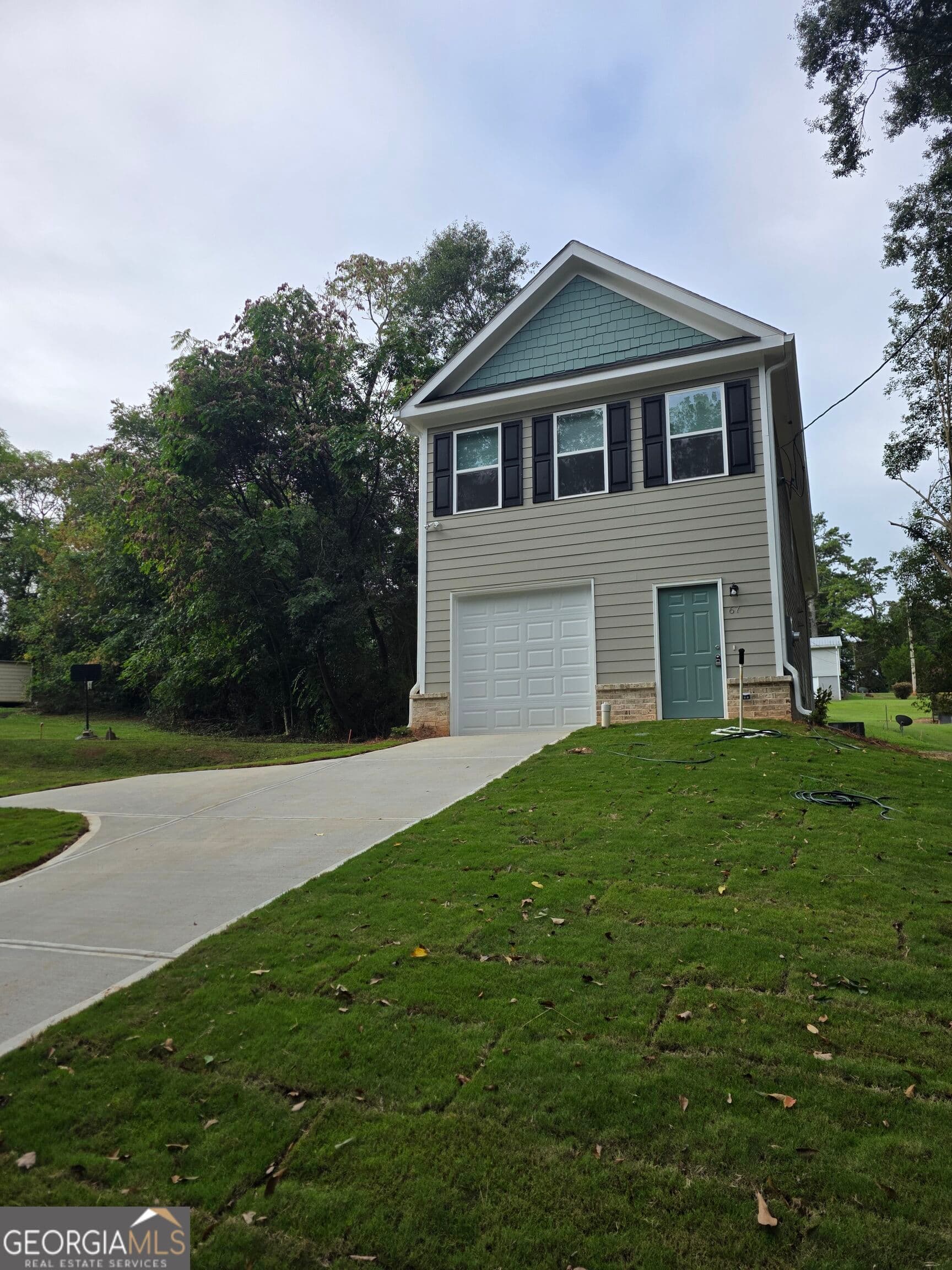 4 bedroom, 2.5 bathroom, 2,015 sq ft single family residence for sale at 67 Woodbine Street, Commerce, GA 30529
