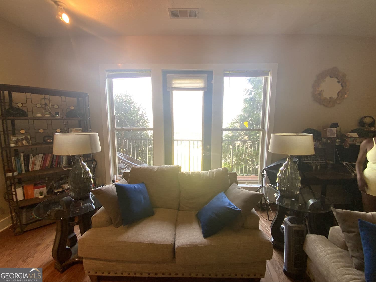 1 bedroom, 1.5 bathroom, 683 sq ft condominium for sale at 1195 Milton Terrace 1205, Atlanta, GA 30315 — photo 2