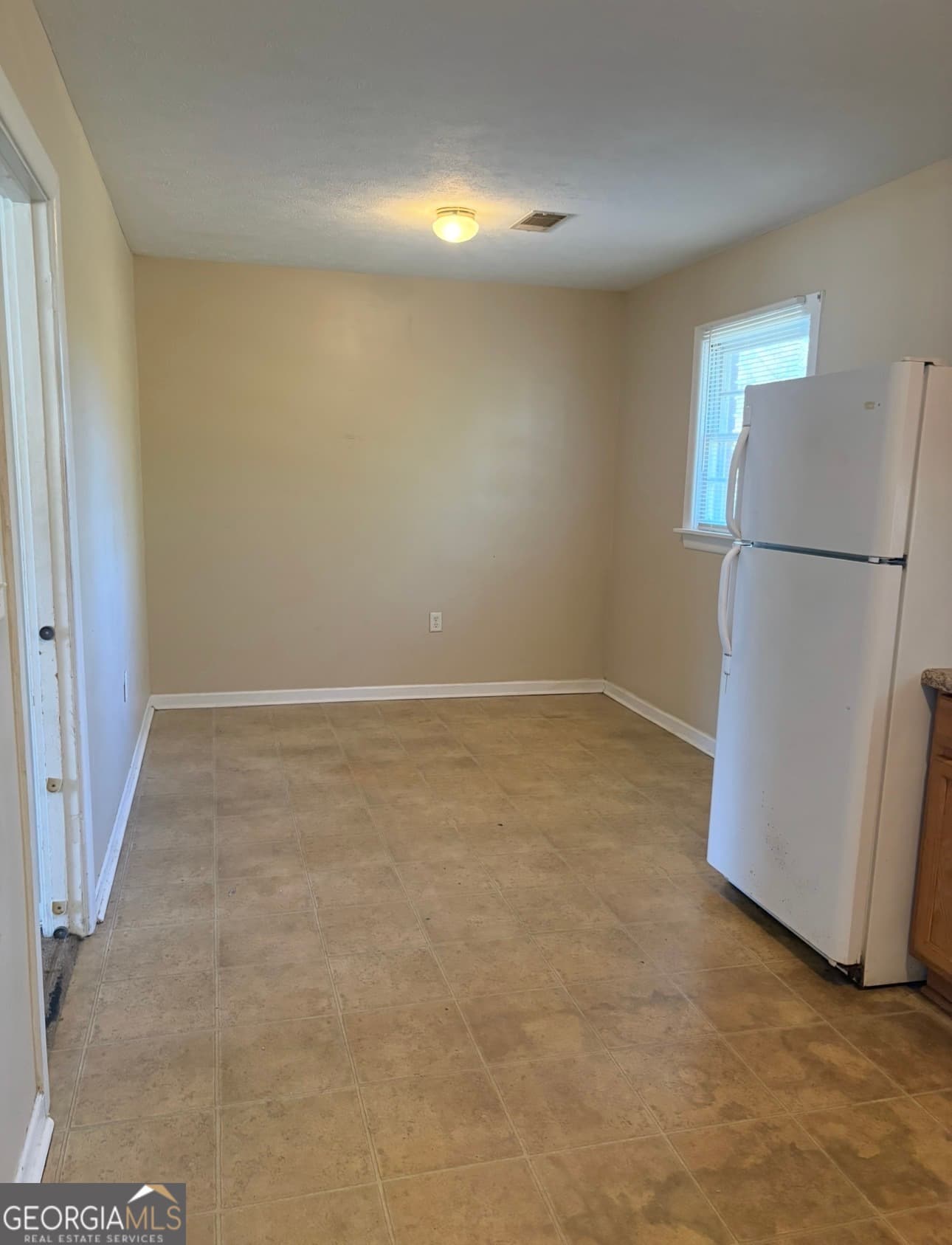 3 bedroom, 2 bathroom single family residence for sale at 903 Arnau Street, Vidalia, GA 30474 — photo 3
