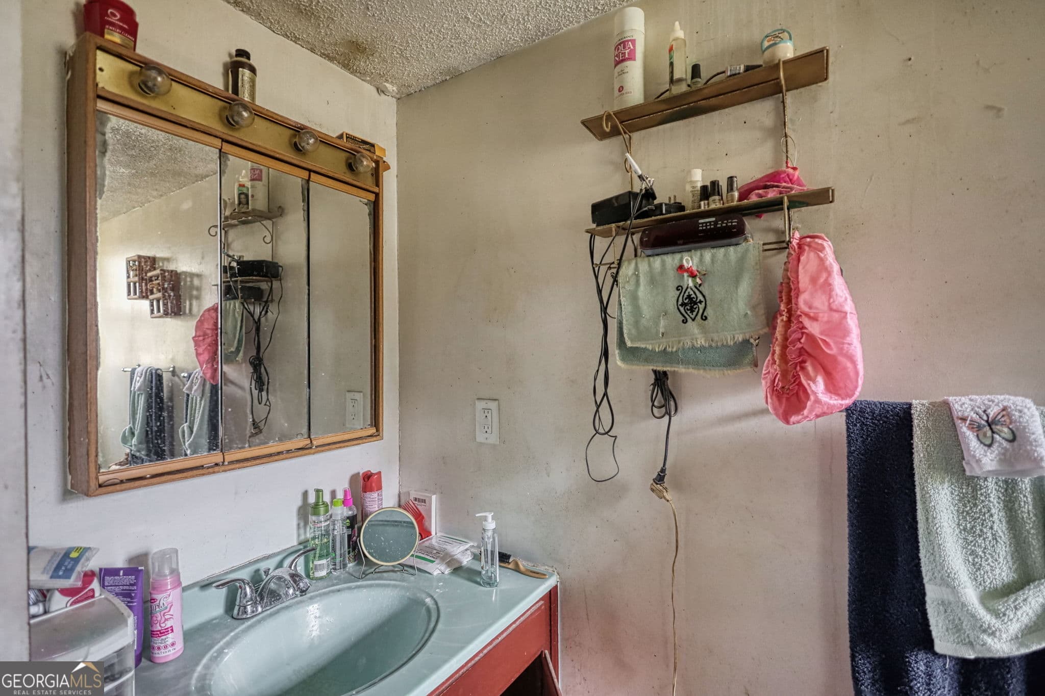 3 bedroom, 1 bathroom, 1,128 sq ft single family residence for sale at 250 Bona Road, Buford, GA 30518 — photo 10