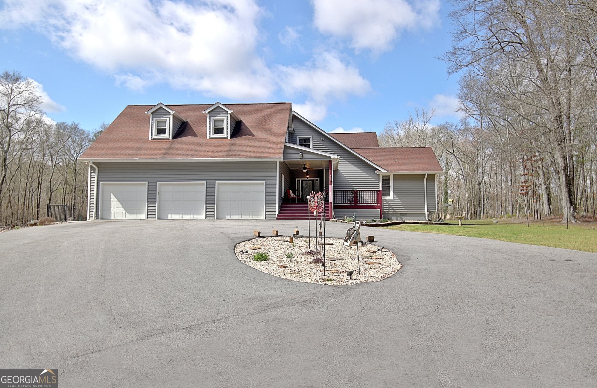 6 bedroom, 5.5 bathroom, 6,561 sq ft single family residence for sale at 967 Tope Road, Sharpsburg, GA 30277 — photo 6