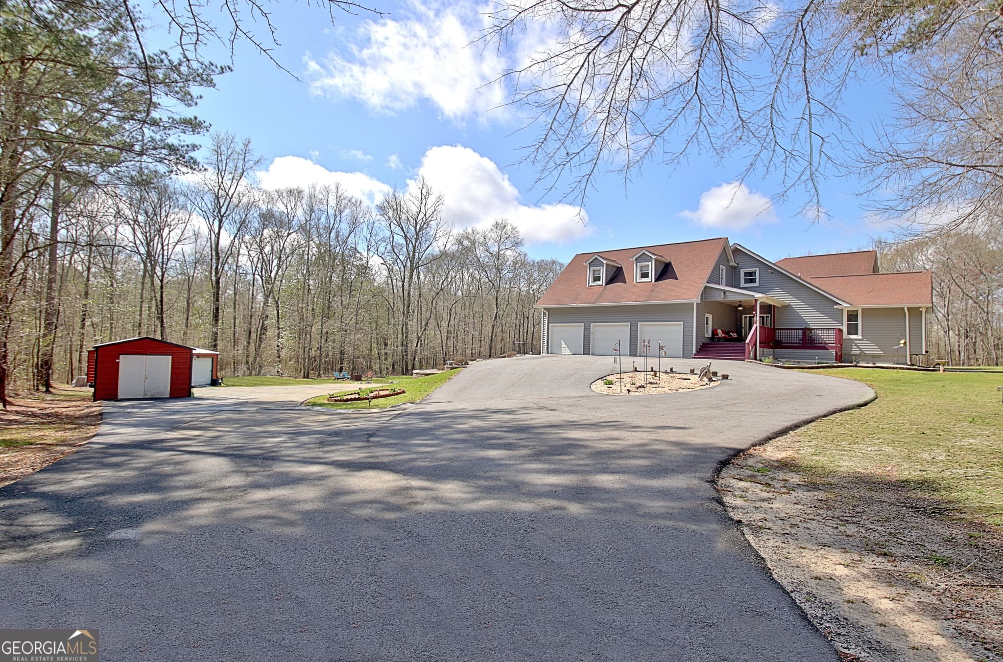 6 bedroom, 5.5 bathroom, 6,561 sq ft single family residence for sale at 967 Tope Road, Sharpsburg, GA 30277 — photo 5