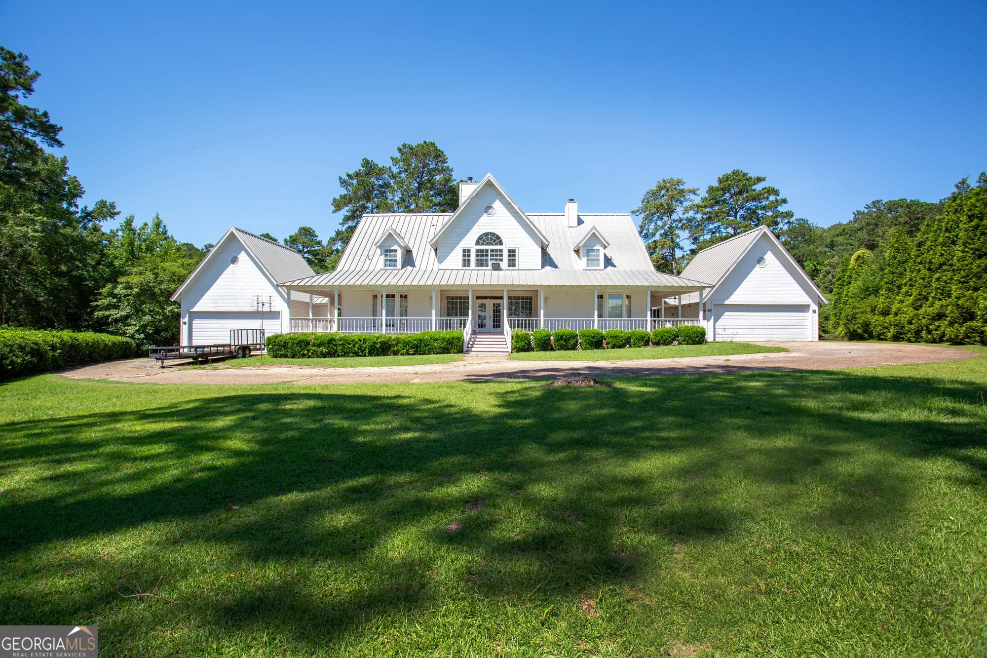4 bedroom, 3 bathroom, 5,276 sq ft single family residence for sale at 202 Merion Drive, Eufaula, AL 36027 — photo 3