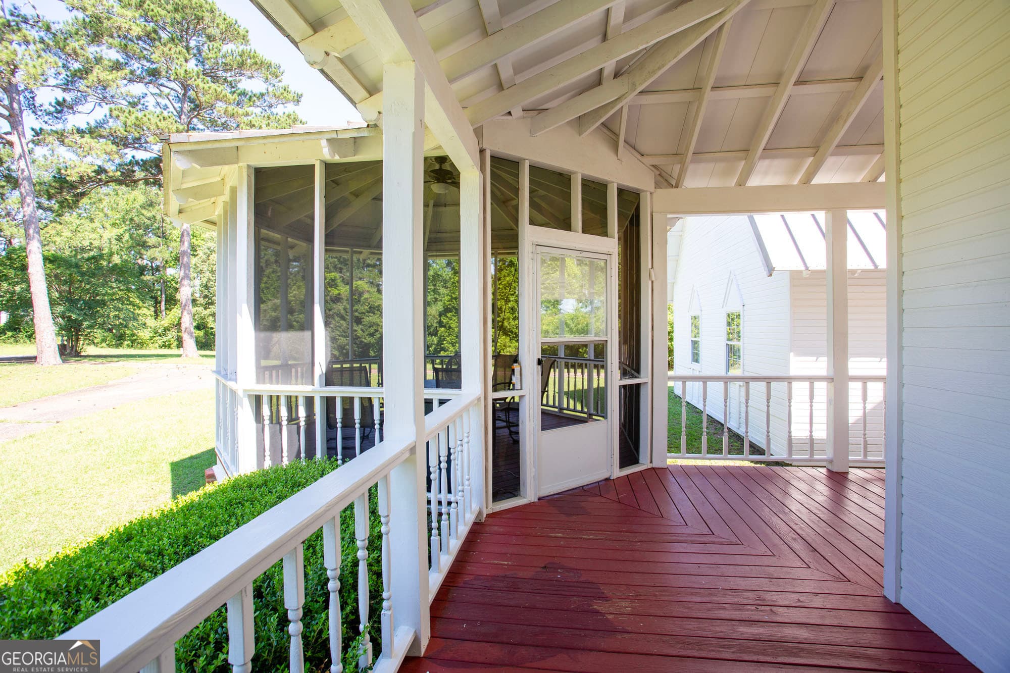 4 bedroom, 3 bathroom, 5,276 sq ft single family residence for sale at 202 Merion Drive, Eufaula, AL 36027 — photo 8