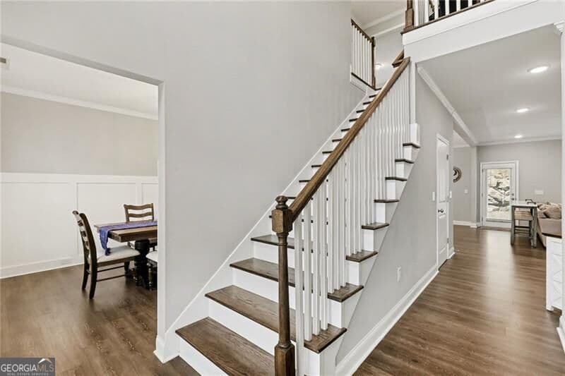 6 bedroom, 4 bathroom, 3,451 sq ft single family residence for sale at 540 Glen Abbey Circle, Mableton, GA 30126 — photo 3