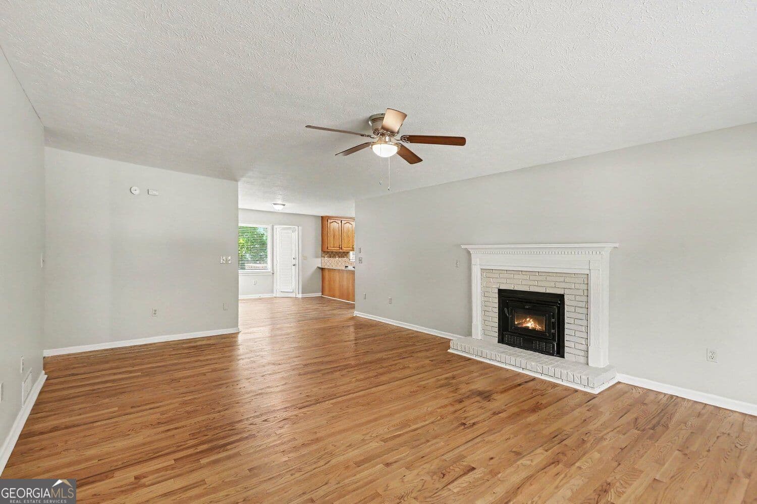 3 bedroom, 2 bathroom, 2,122 sq ft single family residence for sale at 8953 E Carroll Road, Winston, GA 30187 — photo 2