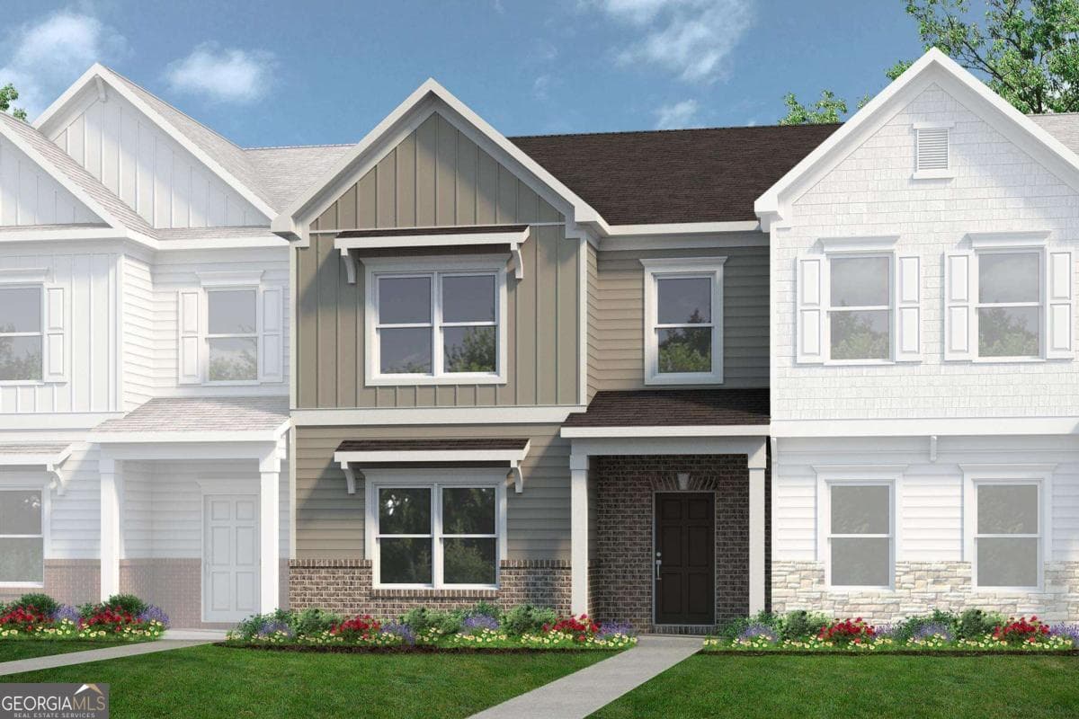 3 bedroom, 2.5 bathroom, 1,767 sq ft townhouse for sale at 809 Nova Trail 13, Riverdale, GA 30274