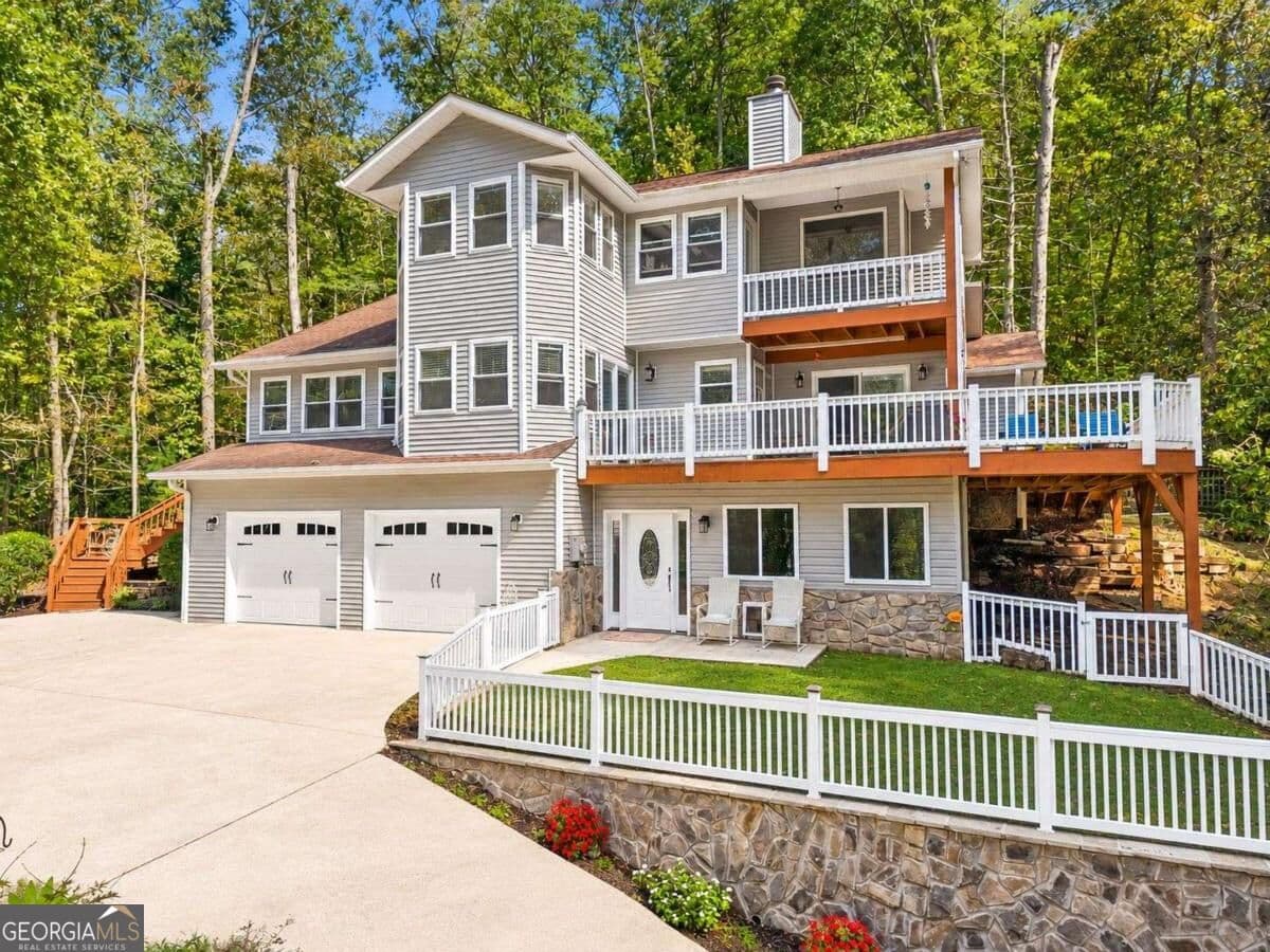 4 bedroom, 3.5 bathroom, 3,584 sq ft single family residence for sale at 364 Talona Lake Terrace, Ellijay, GA 30536 — photo 1 of 48