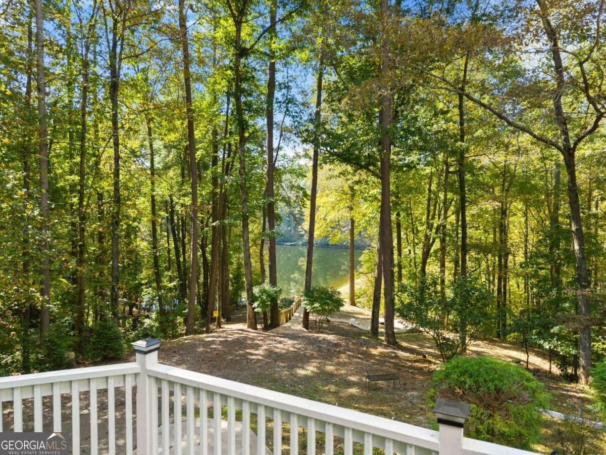 4 bedroom, 3.5 bathroom, 3,584 sq ft single family residence for sale at 364 Talona Lake Terrace, Ellijay, GA 30536 — photo 4