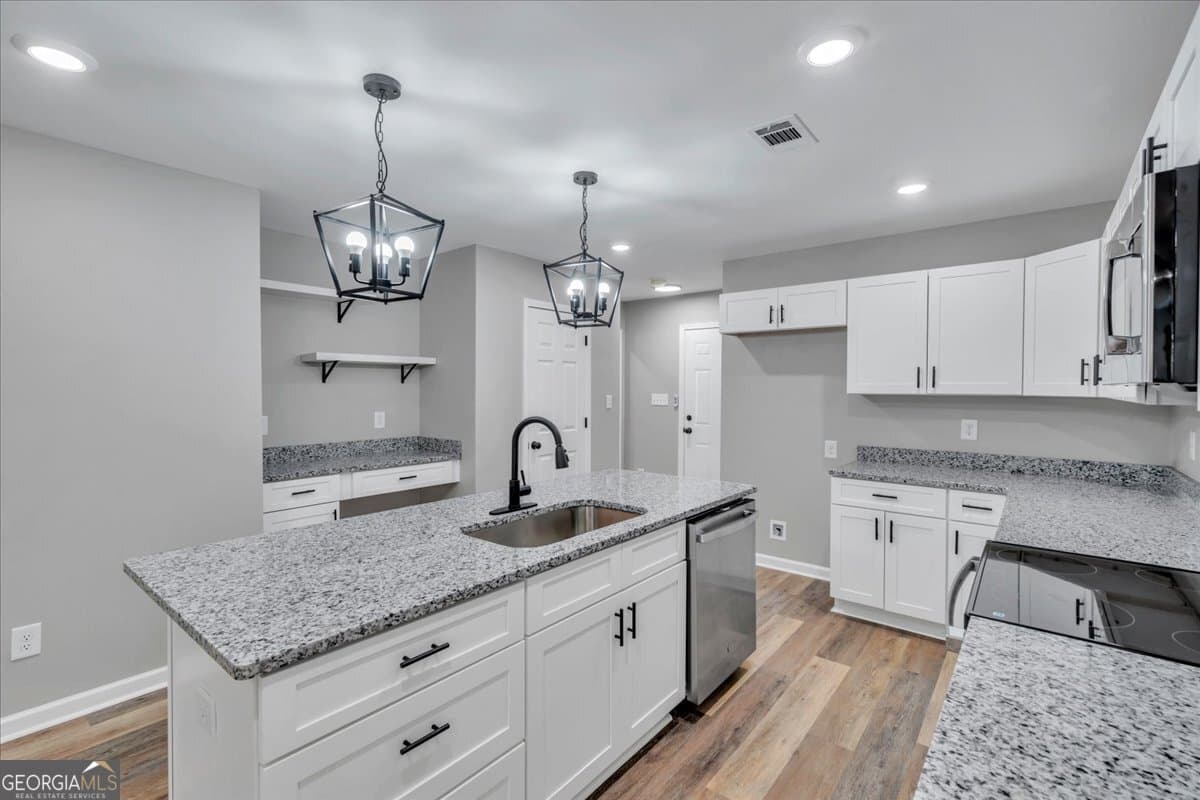 3 bedroom, 2 bathroom, 1,232 sq ft single family residence for sale at 113 Plum Street, Fort Valley, GA 31030 — photo 10