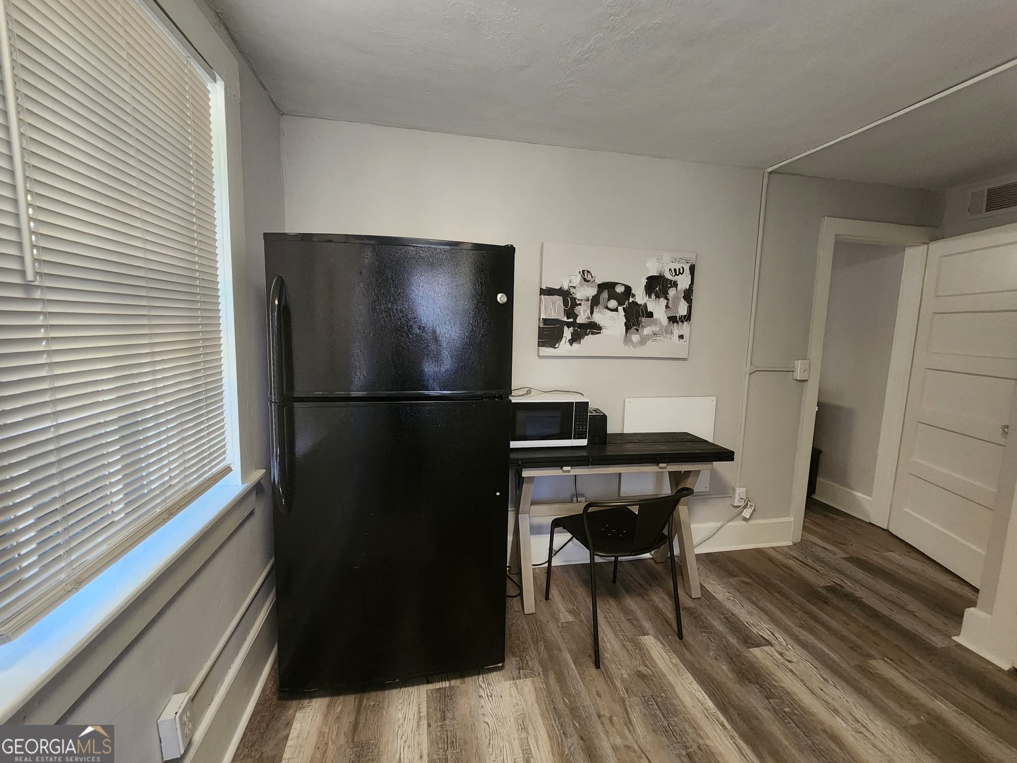 1 bedroom, 1 bathroom, 700 sq ft apartment for rent at 917 Oakview Avenue 6, Columbus, GA 31906 for $1,200 a month — photo 7