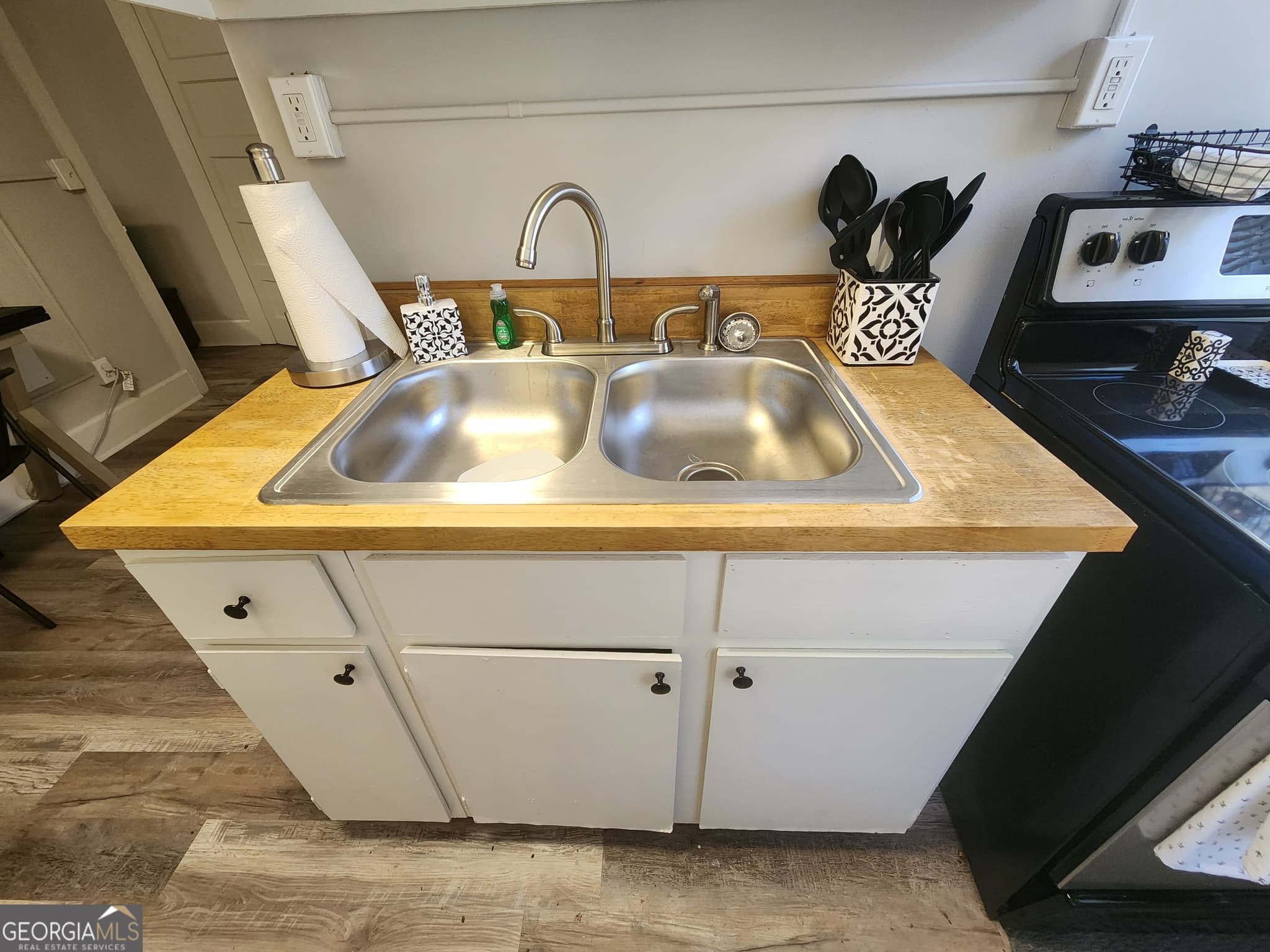 1 bedroom, 1 bathroom, 700 sq ft apartment for rent at 917 Oakview Avenue 6, Columbus, GA 31906 for $1,200 a month — photo 8