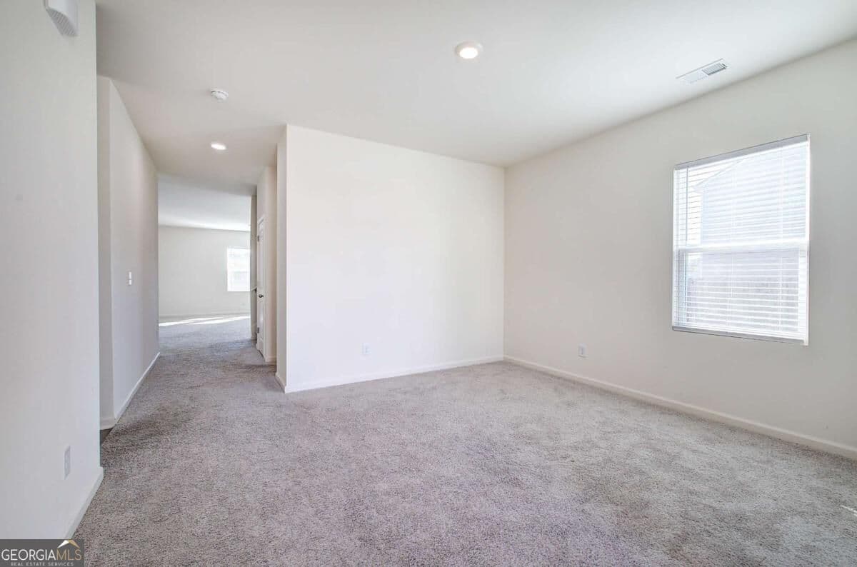5 bedroom, 4.5 bathroom, 3,208 sq ft single family residence for sale at 338 San Vito Way, Cartersville, GA 30120 — photo 8
