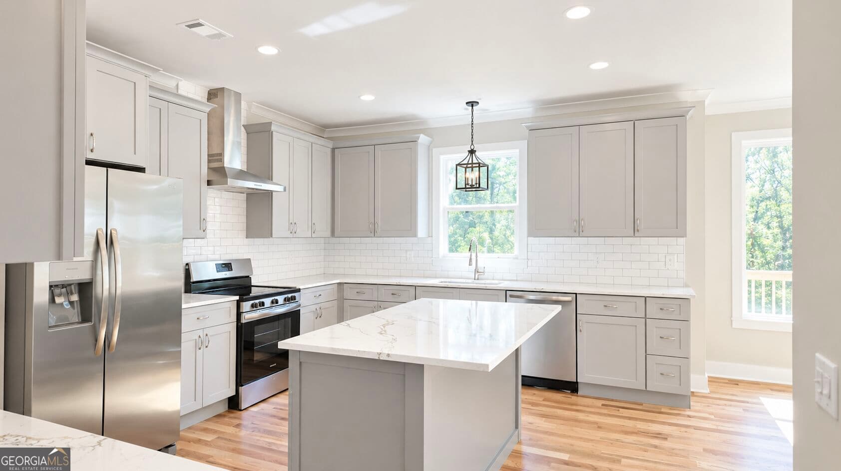 4 bedroom, 2.5 bathroom, 2,465 sq ft single family residence for sale at 3136 Oakmont Drive, Monroe, GA 30656 — photo 2