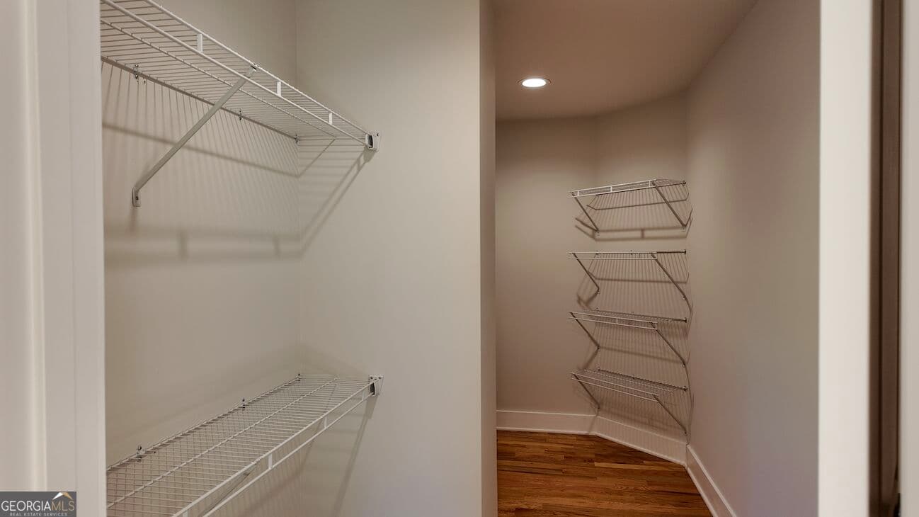 4 bedroom, 2.5 bathroom, 2,465 sq ft single family residence for sale at 3136 Oakmont Drive, Monroe, GA 30656 — photo 7