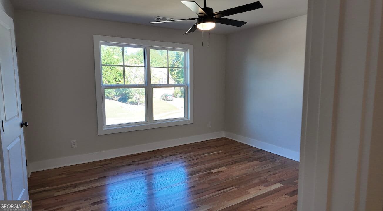 4 bedroom, 2.5 bathroom, 2,465 sq ft single family residence for sale at 3136 Oakmont Drive, Monroe, GA 30656 — photo 10