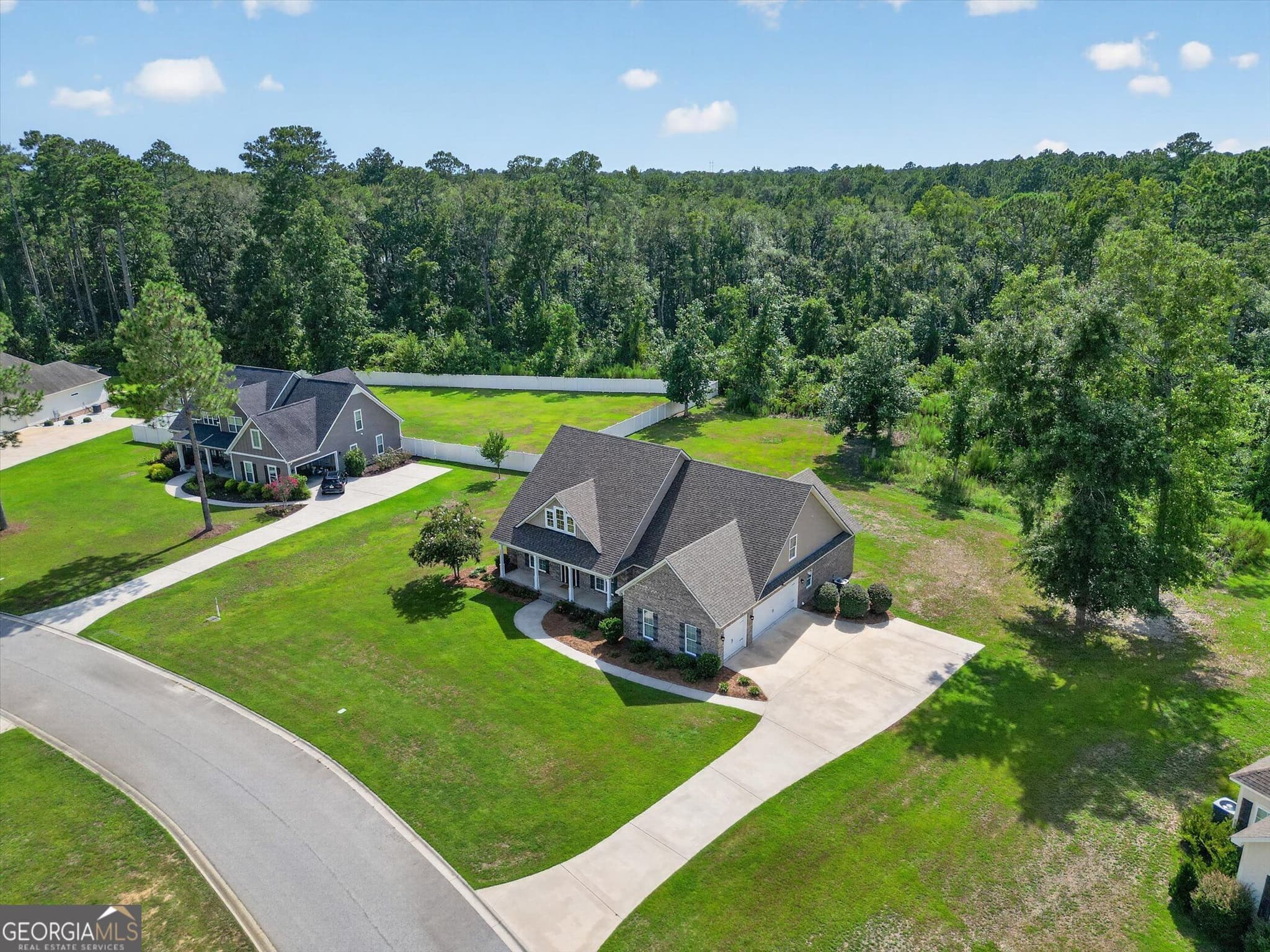 4 bedroom, 3.5 bathroom, 3,130 sq ft single family residence under contract at 2055 Pippin Place, Statesboro, GA 30461 — photo 6