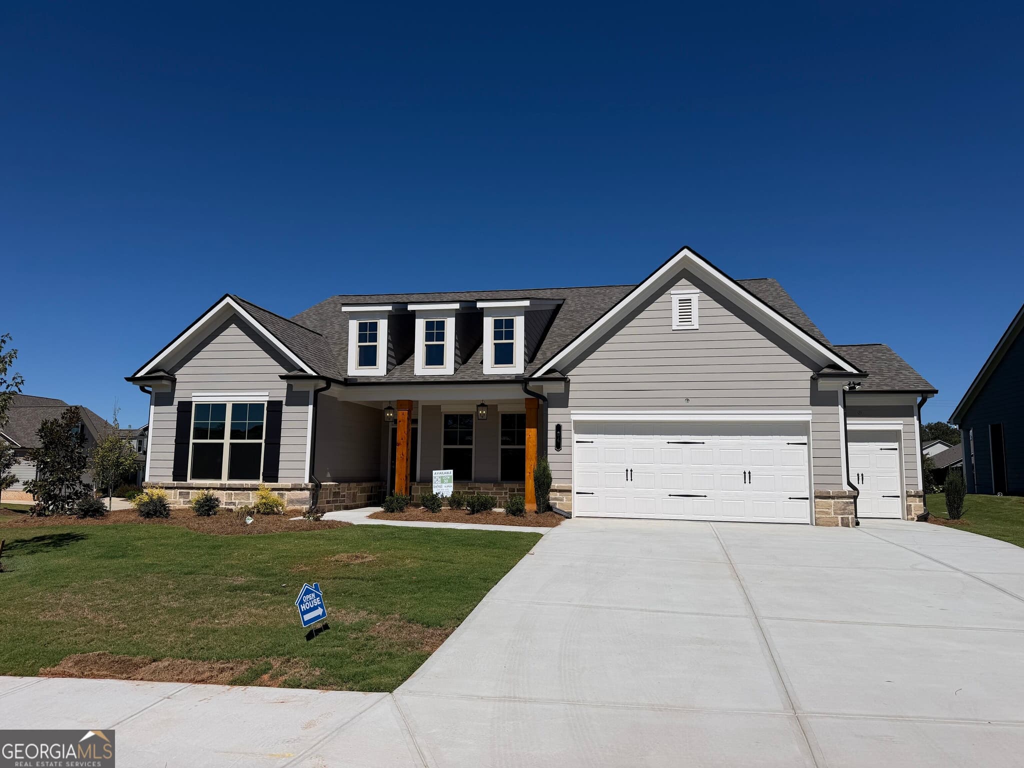 3 bedroom, 3 bathroom, 2,203 sq ft single family residence for sale at 84 Oakdale Road 30, Jefferson, GA 30549 — photo 2