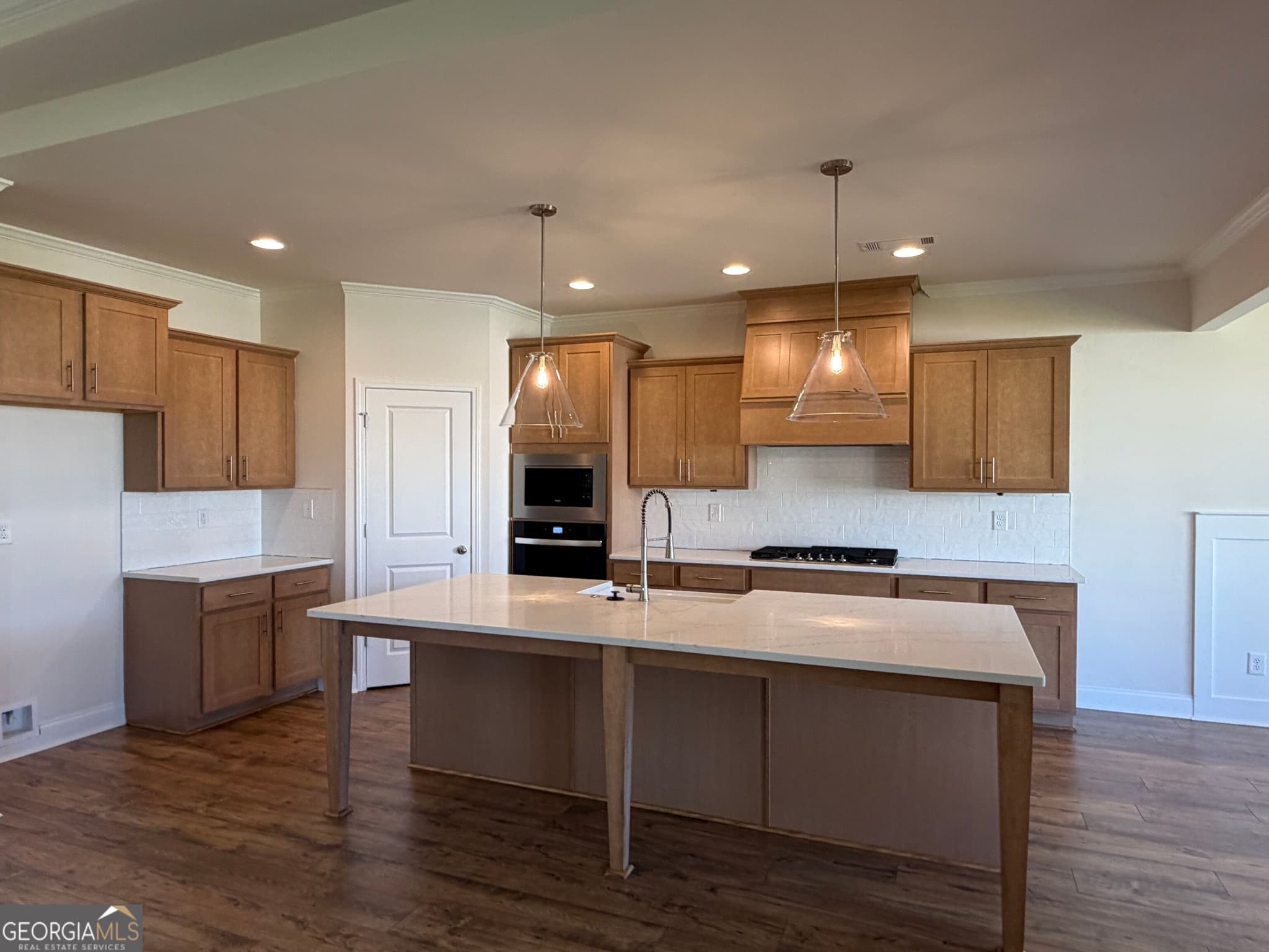 3 bedroom, 3 bathroom, 2,203 sq ft single family residence for sale at 84 Oakdale Road 30, Jefferson, GA 30549 — photo 7