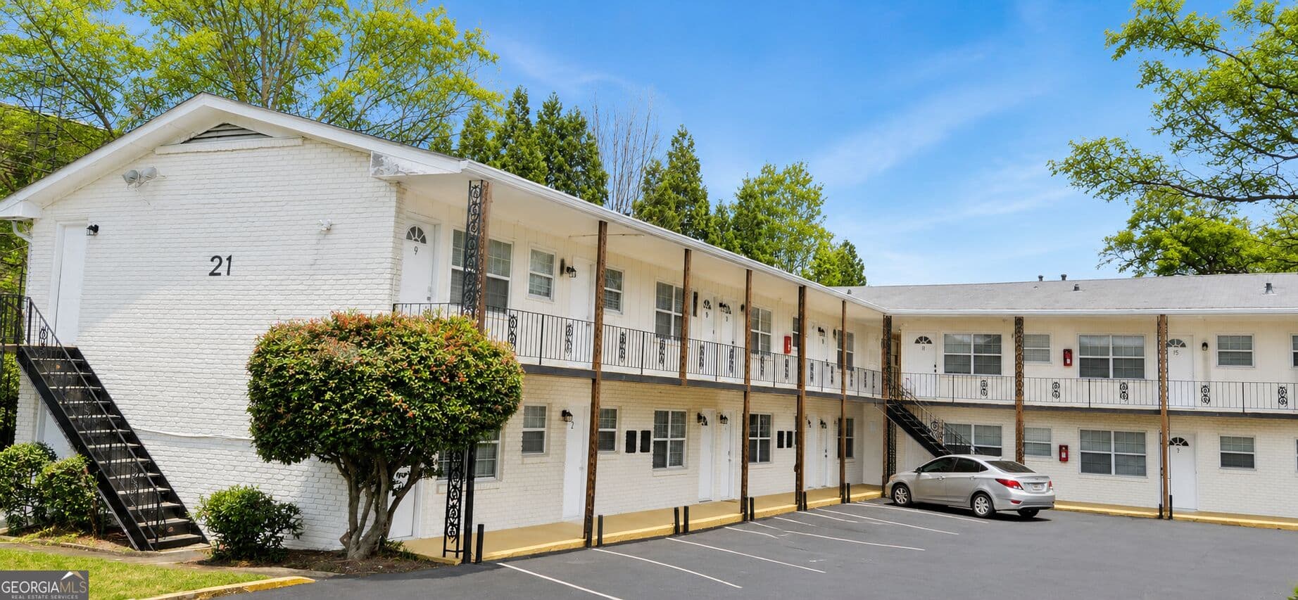 1 bathroom, 500 sq ft apartment for rent at 21 Delmont Drive 7, Atlanta, GA 30305 for $1,200 a month — photo 1 of 9