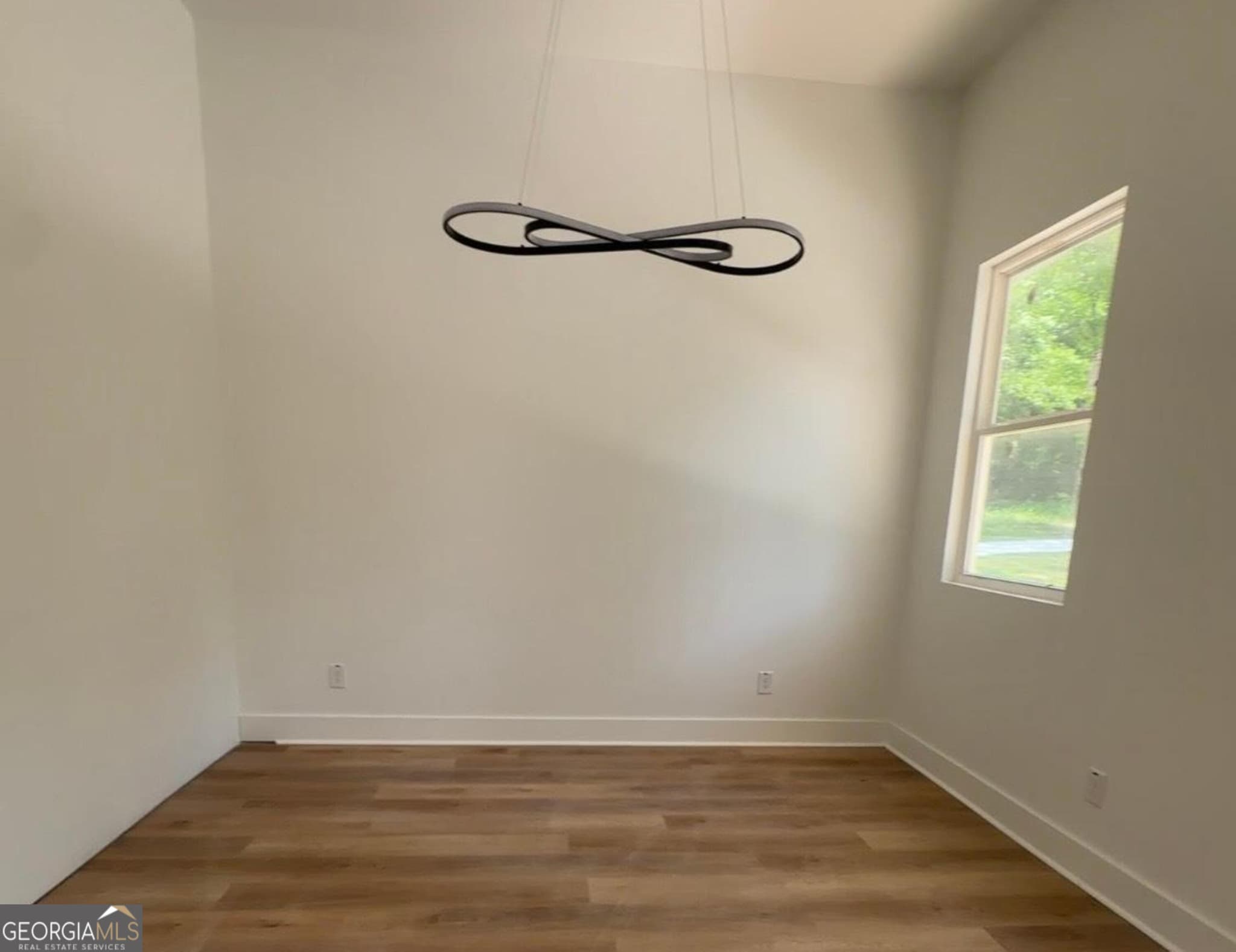 4 bedroom, 3.5 bathroom, 3,200 sq ft single family residence for sale at 240 Field Road, Griffin, GA 30223 — photo 6