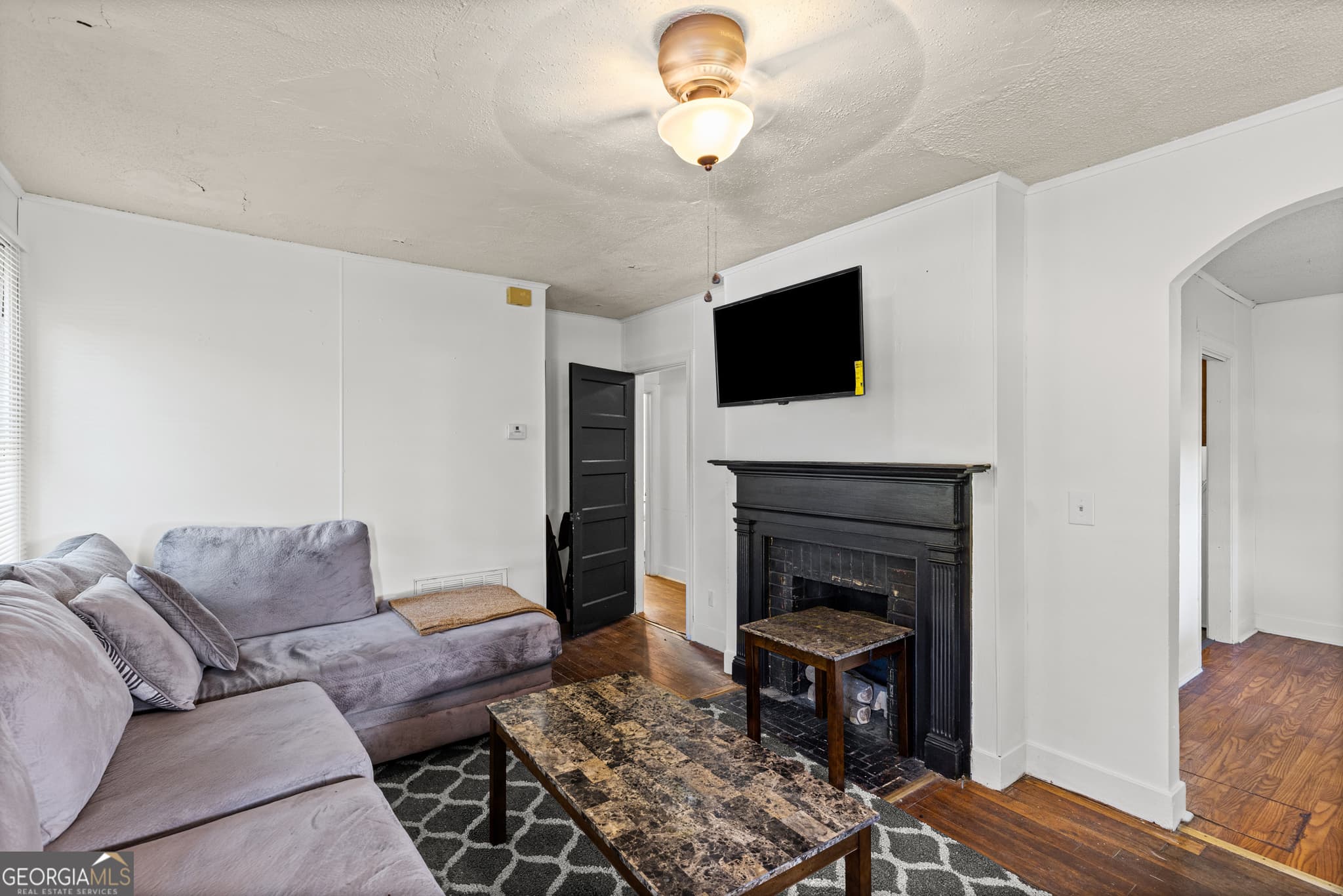 2 bedroom, 1 bathroom, 872 sq ft single family residence for sale at 2033 Shirley Avenue, Augusta, GA 30904 — photo 3
