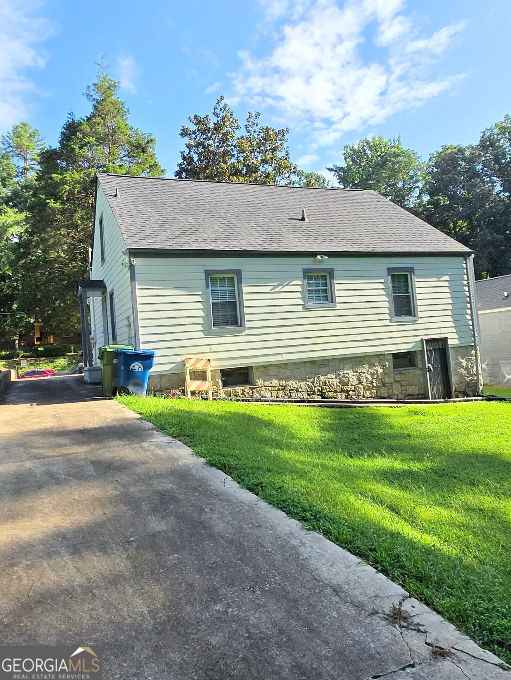 3 bedroom, 2 bathroom, 1,634 sq ft single family residence for sale at 1759 Avon Avenue, Atlanta, GA 30311 — photo 7