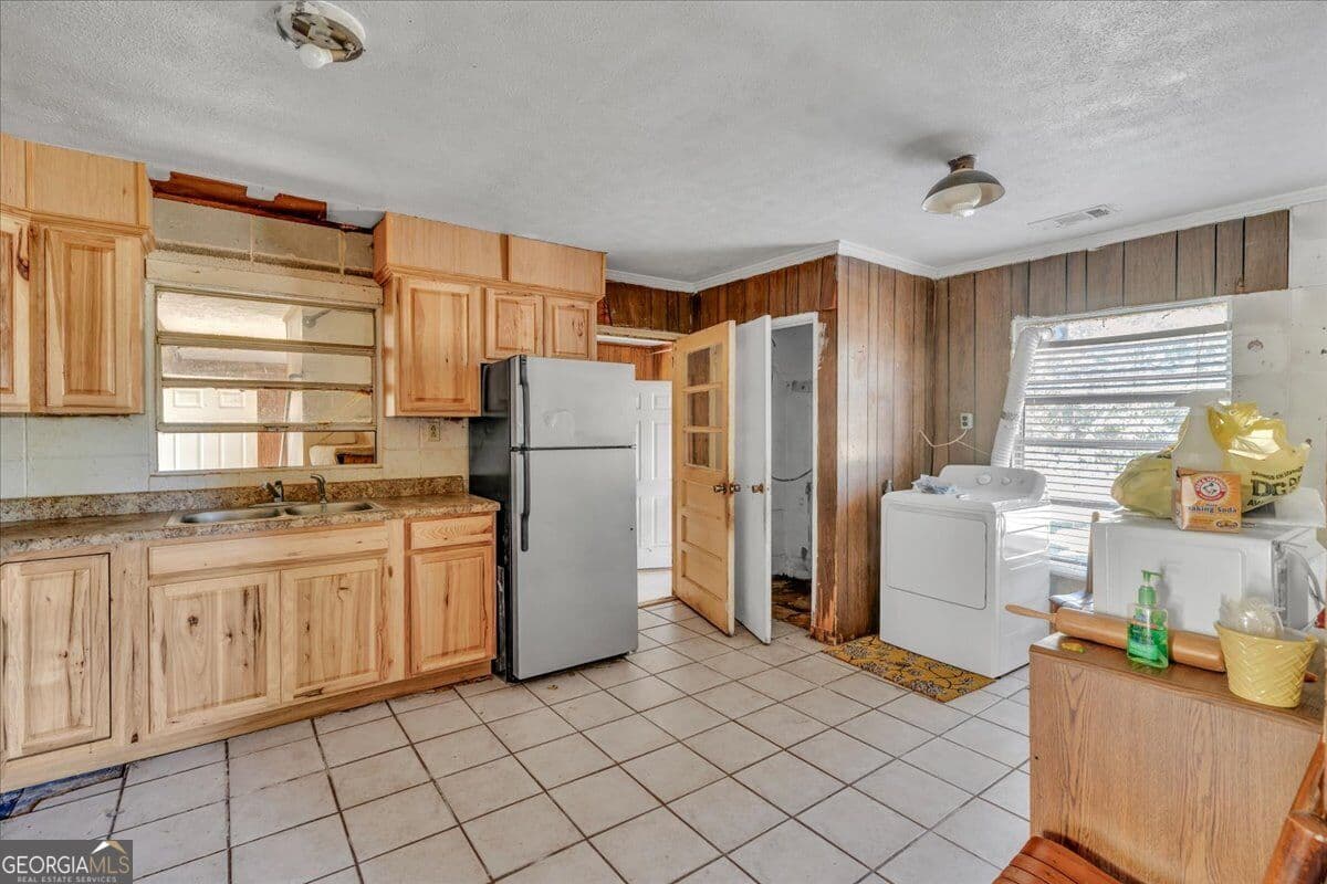 4 bedroom, 2 bathroom, 1,640 sq ft single family residence for sale at 742 Cary Road, Cochran, GA 31014 — photo 5
